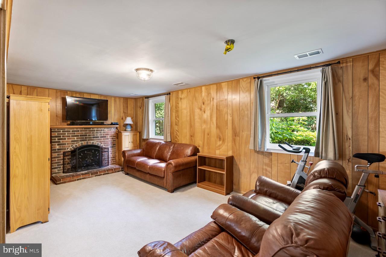 12617 PINECREST ROAD