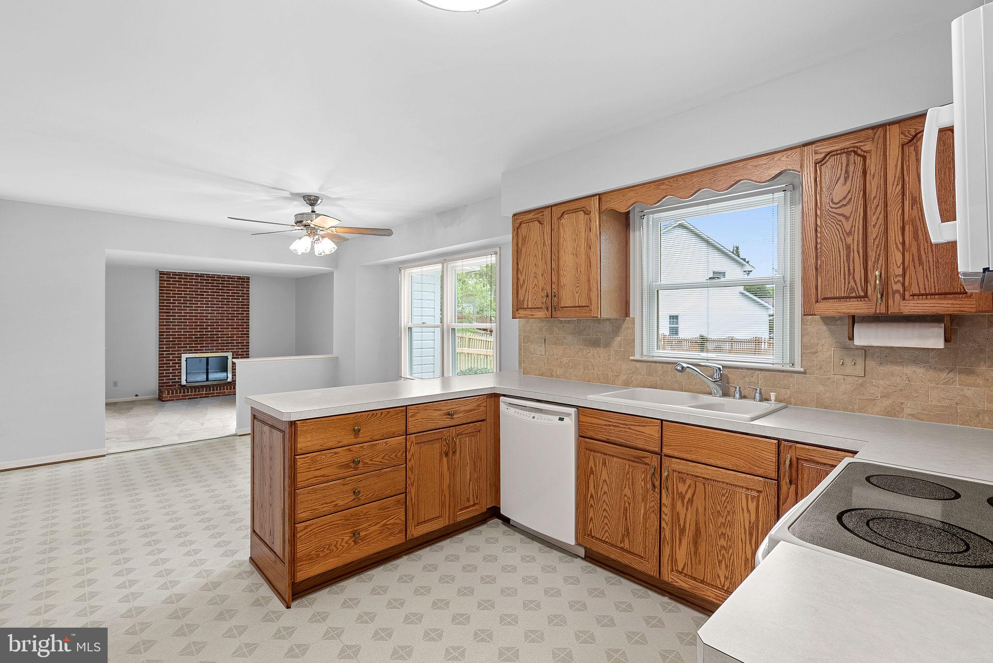 13502 GLENDUNDEE DRIVE