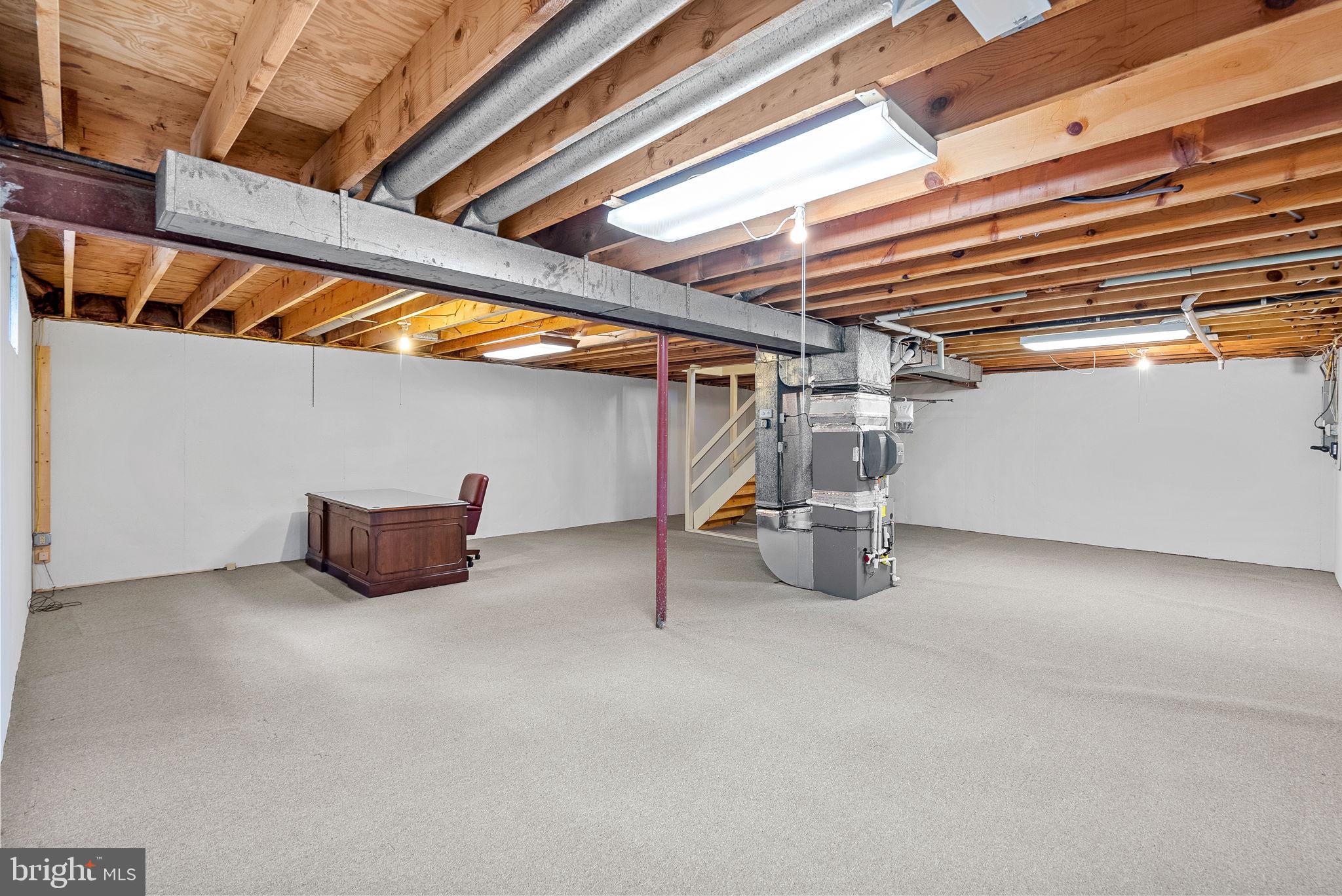 13502 GLENDUNDEE DRIVE
