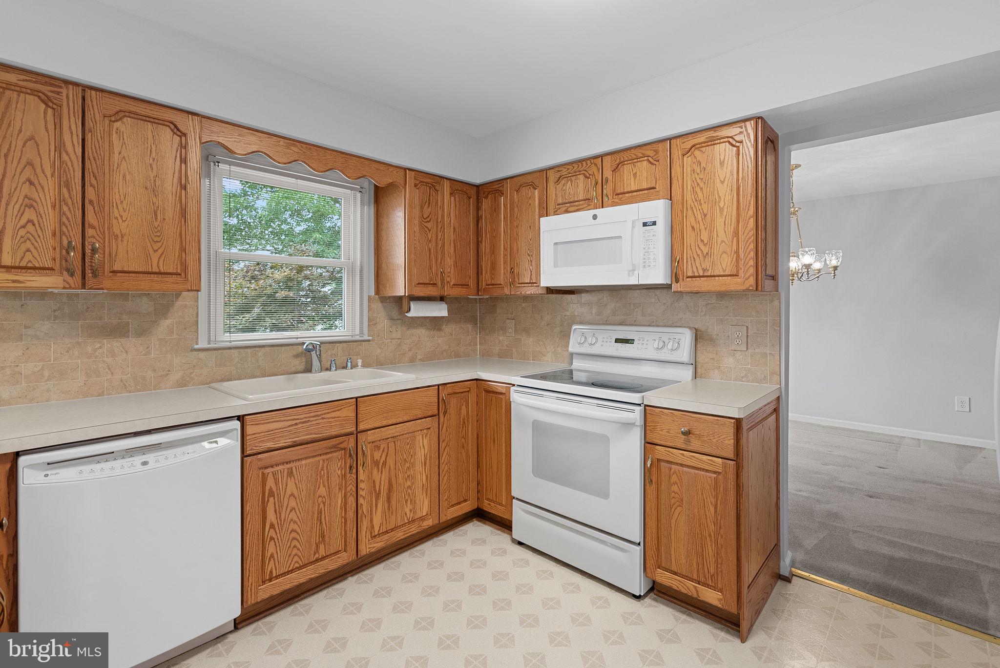 13502 GLENDUNDEE DRIVE