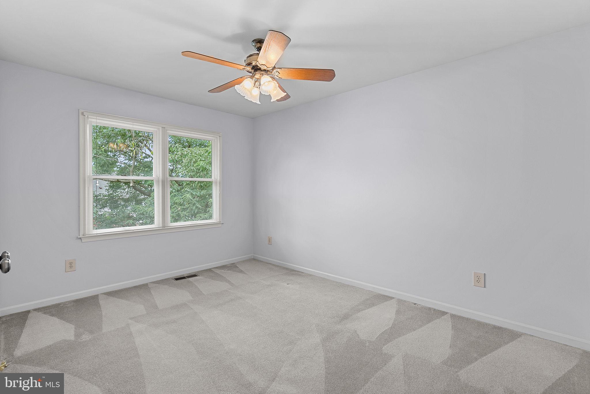 13502 GLENDUNDEE DRIVE