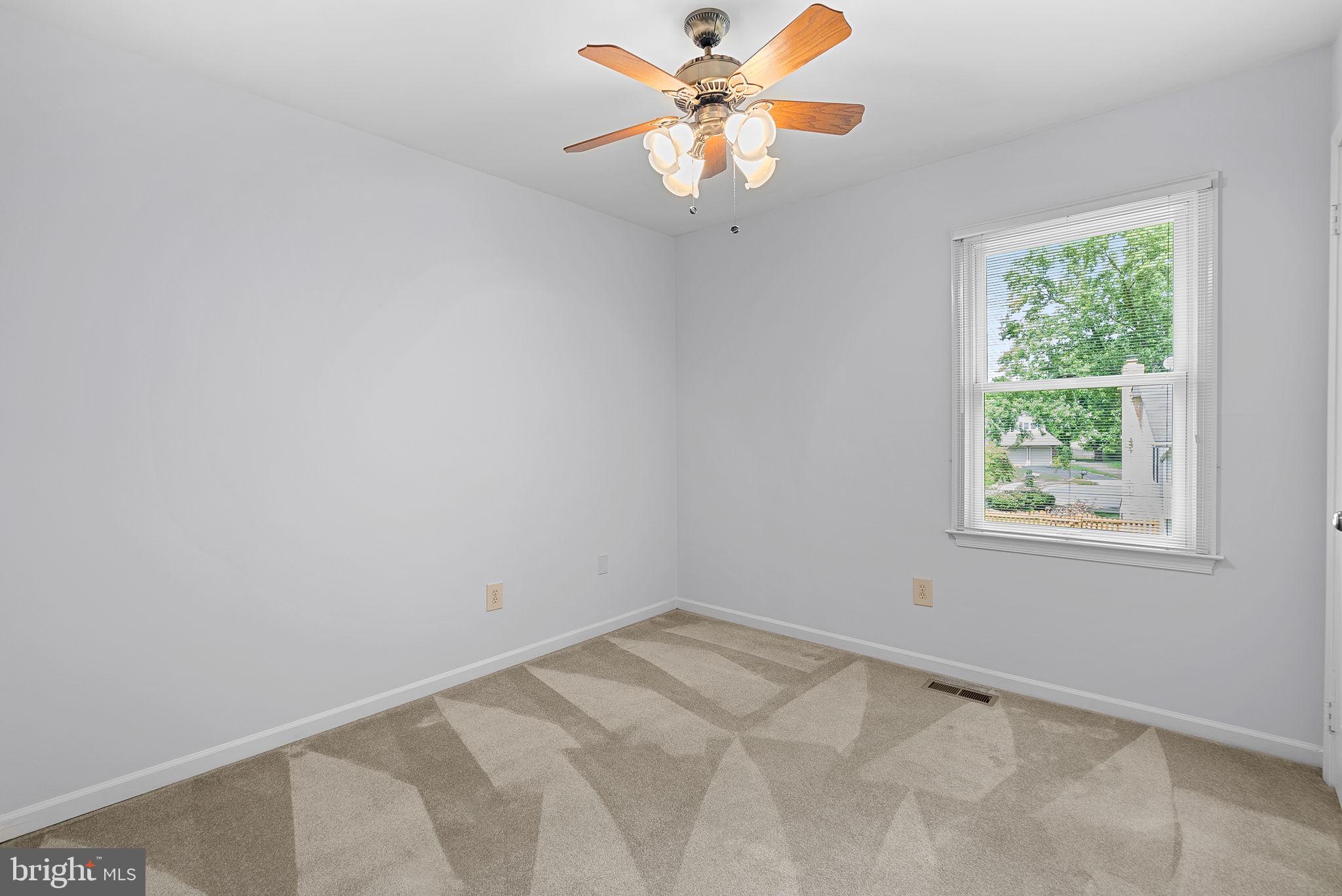 13502 GLENDUNDEE DRIVE