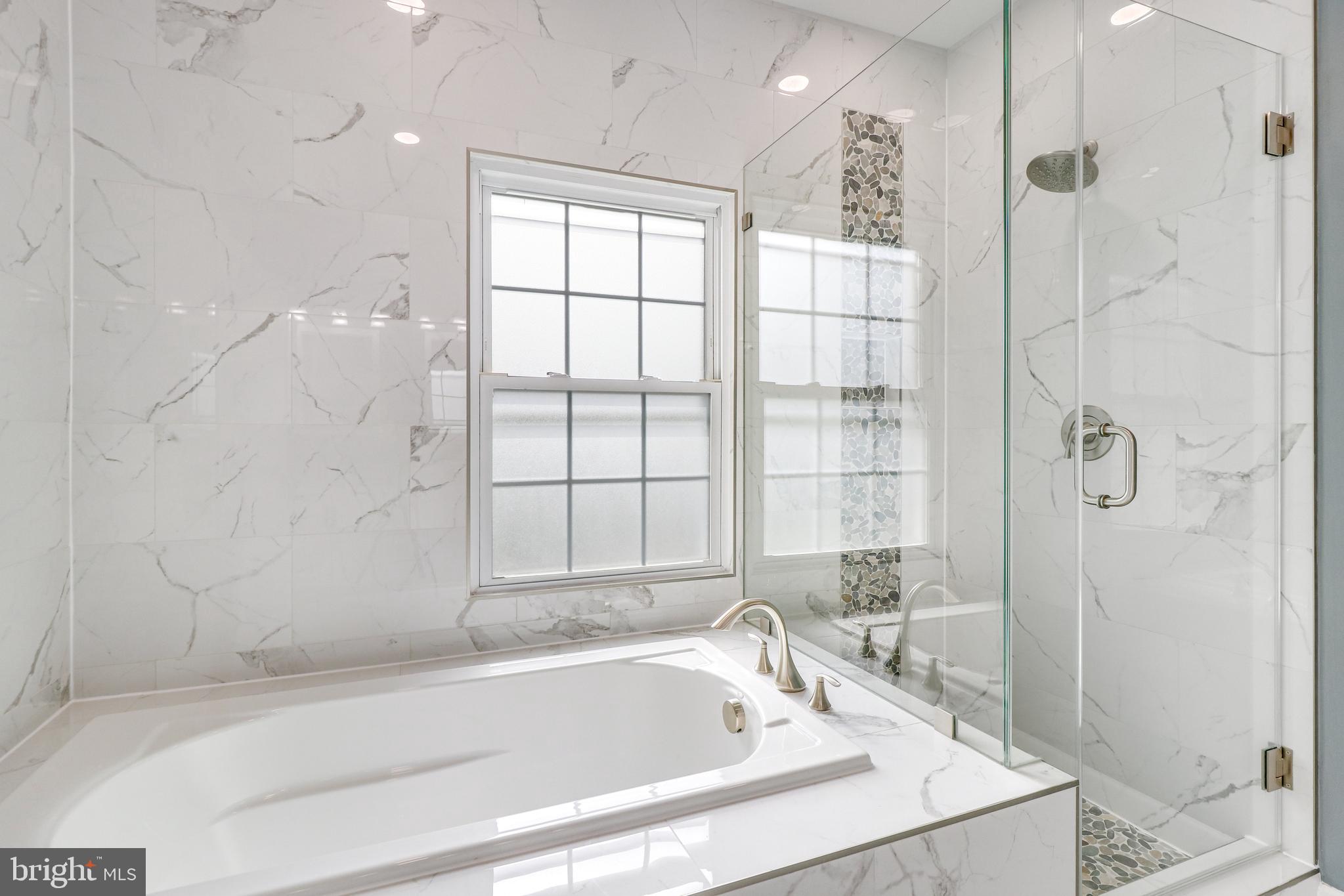14801 DEER POND COURT