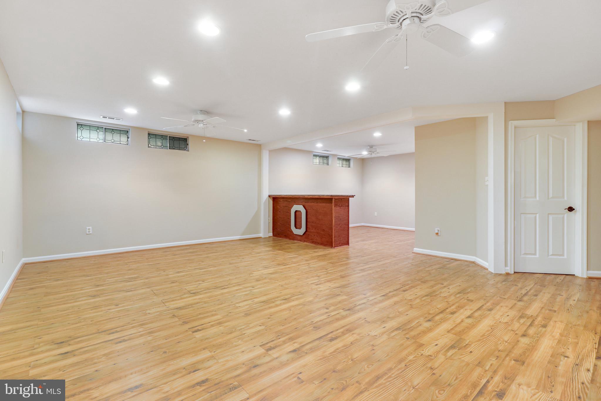 14801 DEER POND COURT