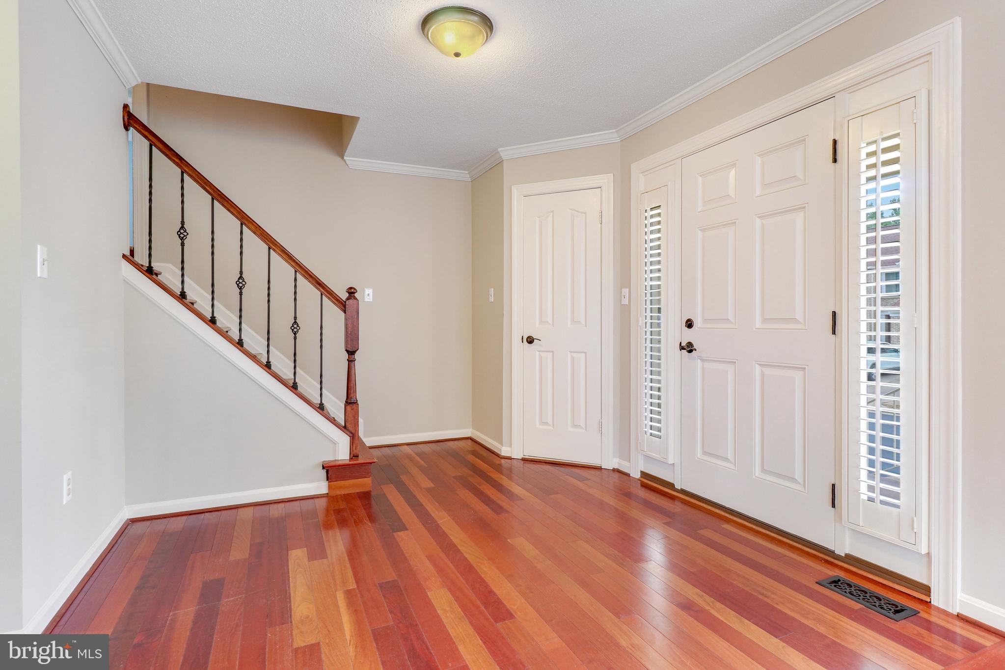 14801 DEER POND COURT