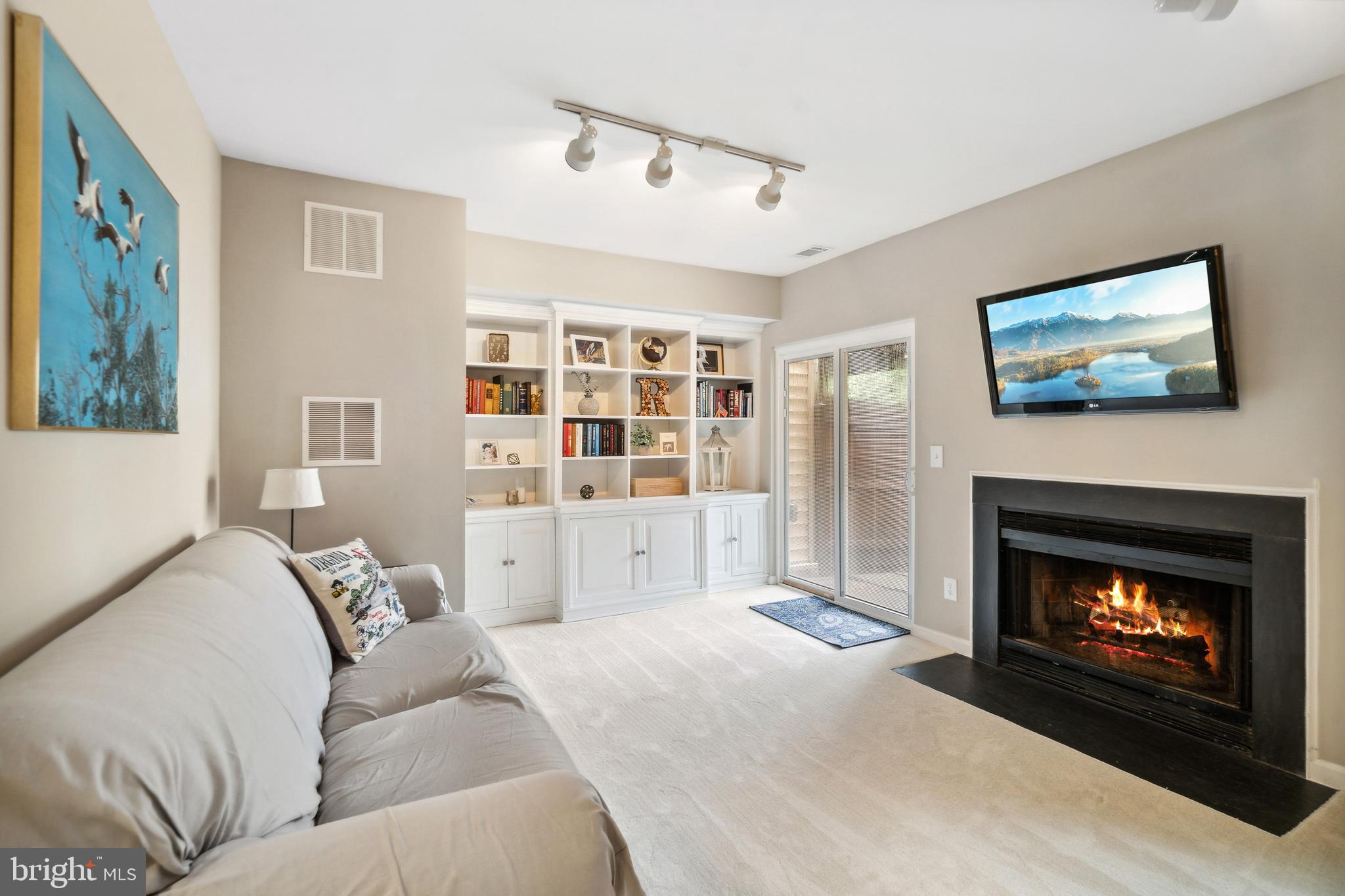 12298 SLEEPY LAKE COURT