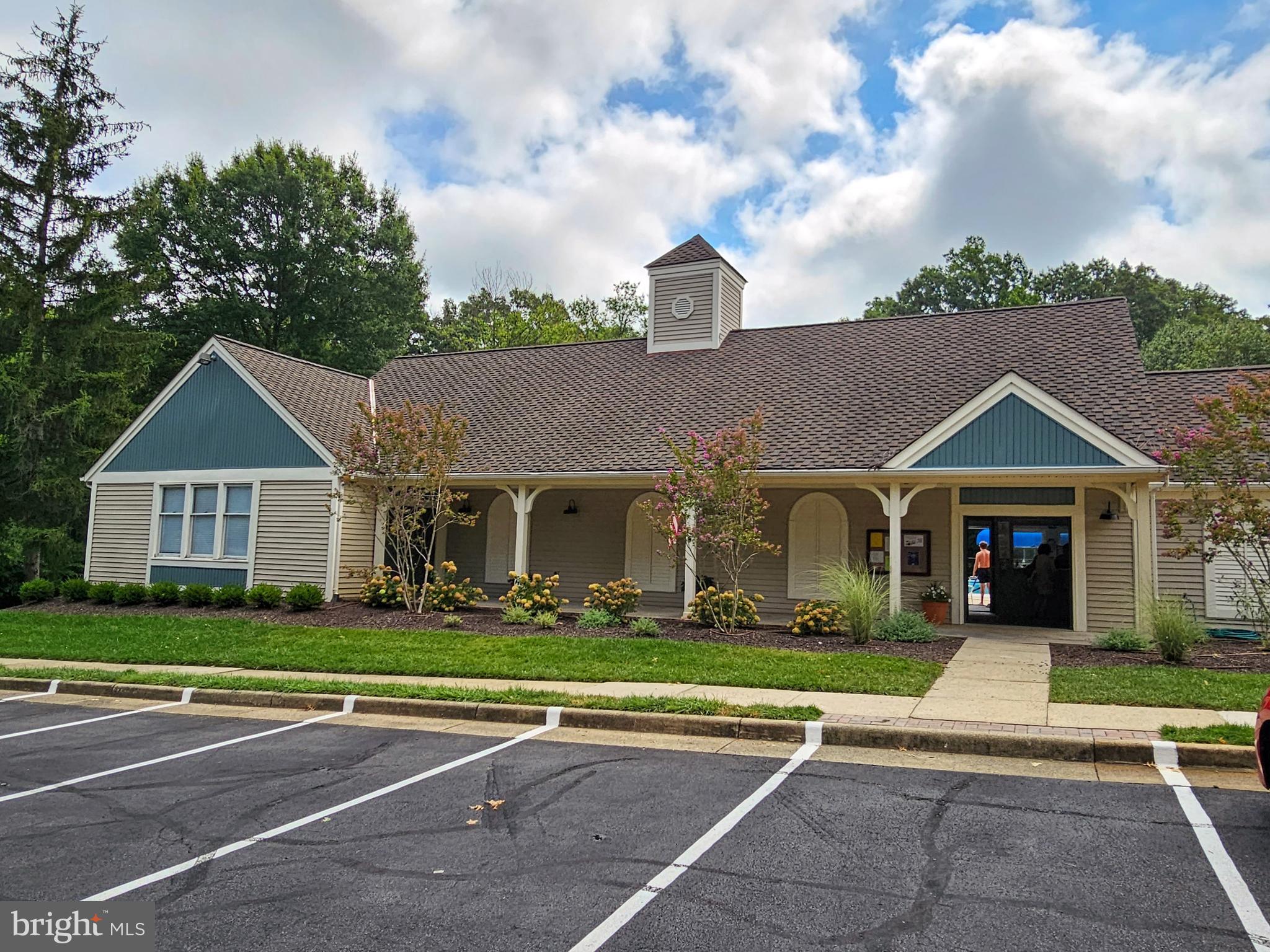 12298 SLEEPY LAKE COURT