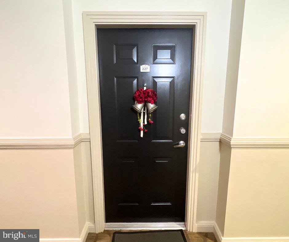 9490 VIRGINIA CENTER BOULEVARD Unit: 227