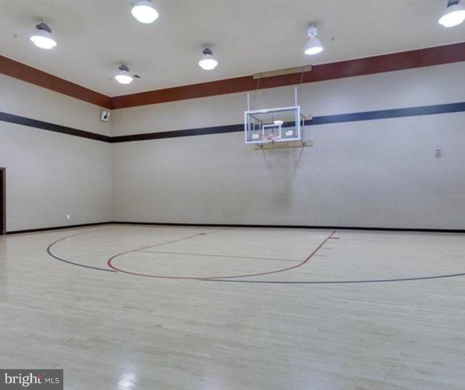 9490 VIRGINIA CENTER BOULEVARD Unit: 227