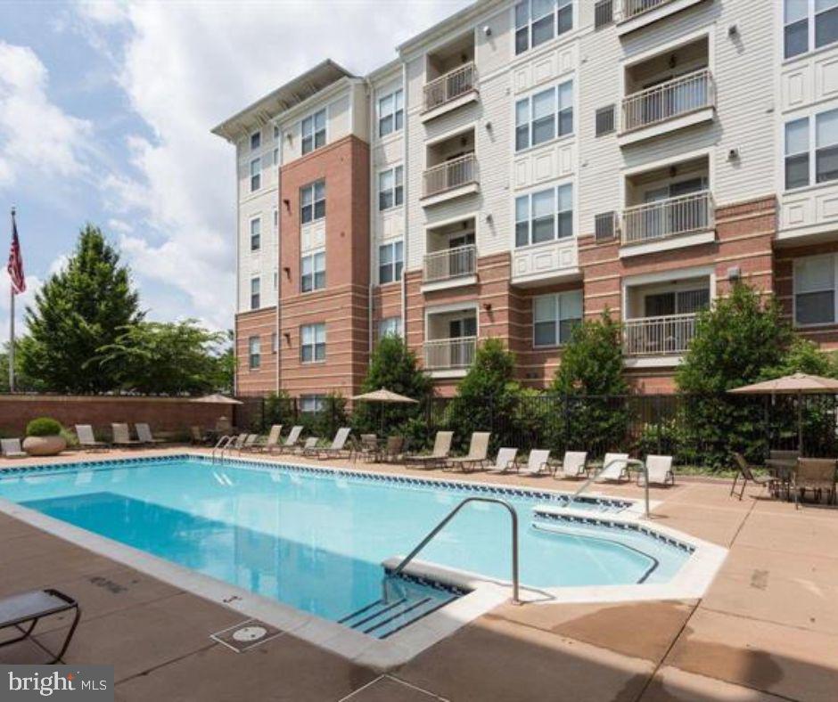 9490 VIRGINIA CENTER BOULEVARD Unit: 227