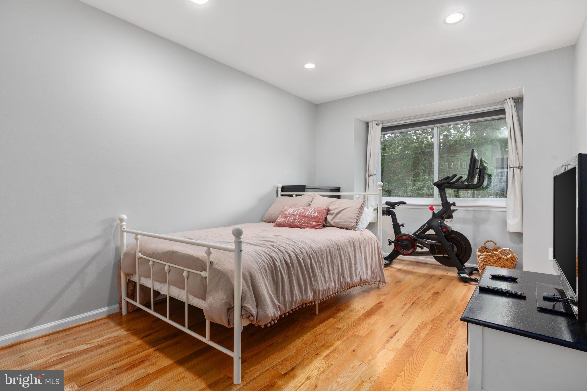 7916 SAN LEANDRO PLACE Unit: C