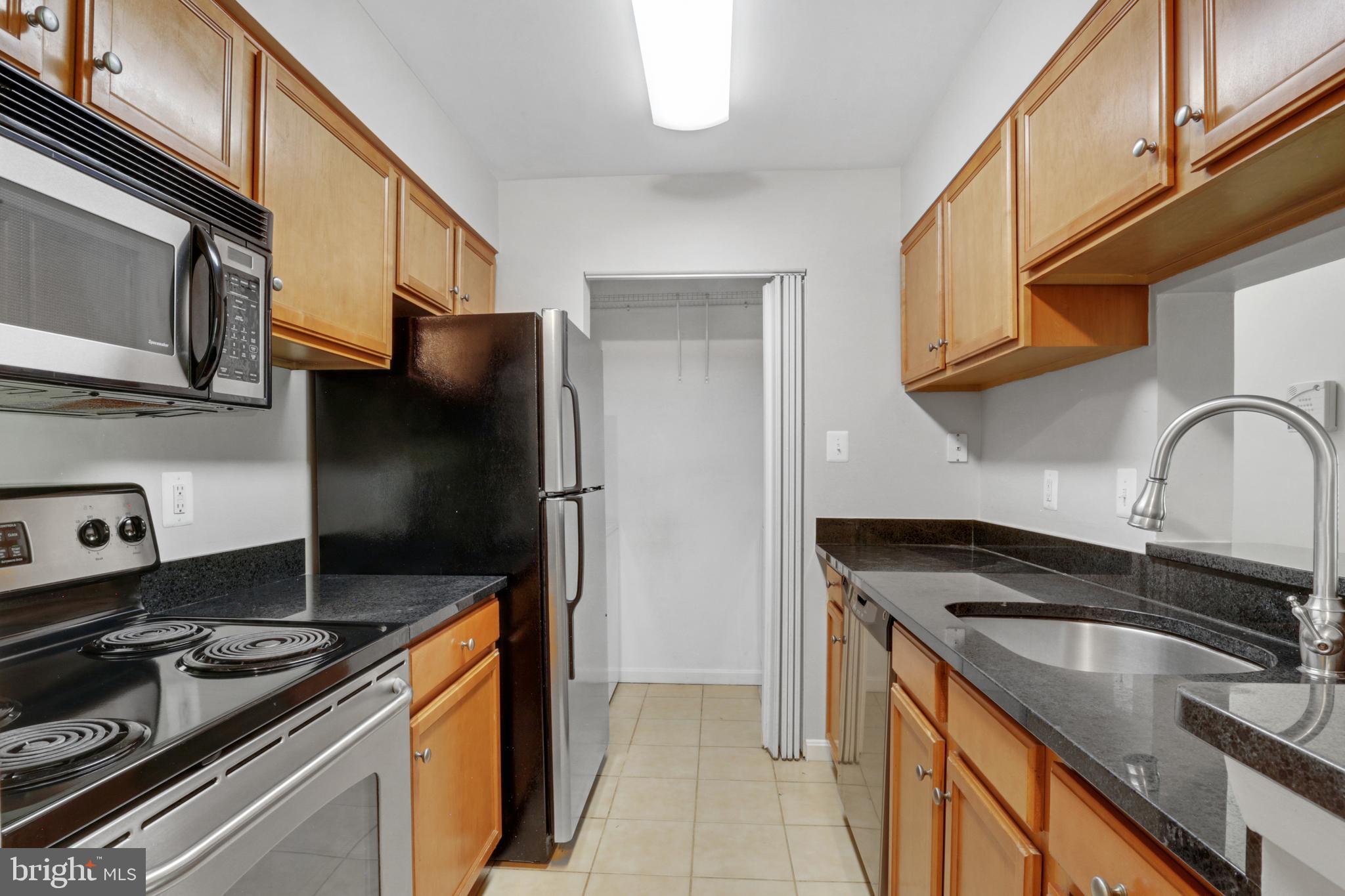 11653 GAS LIGHT COURT Unit: C