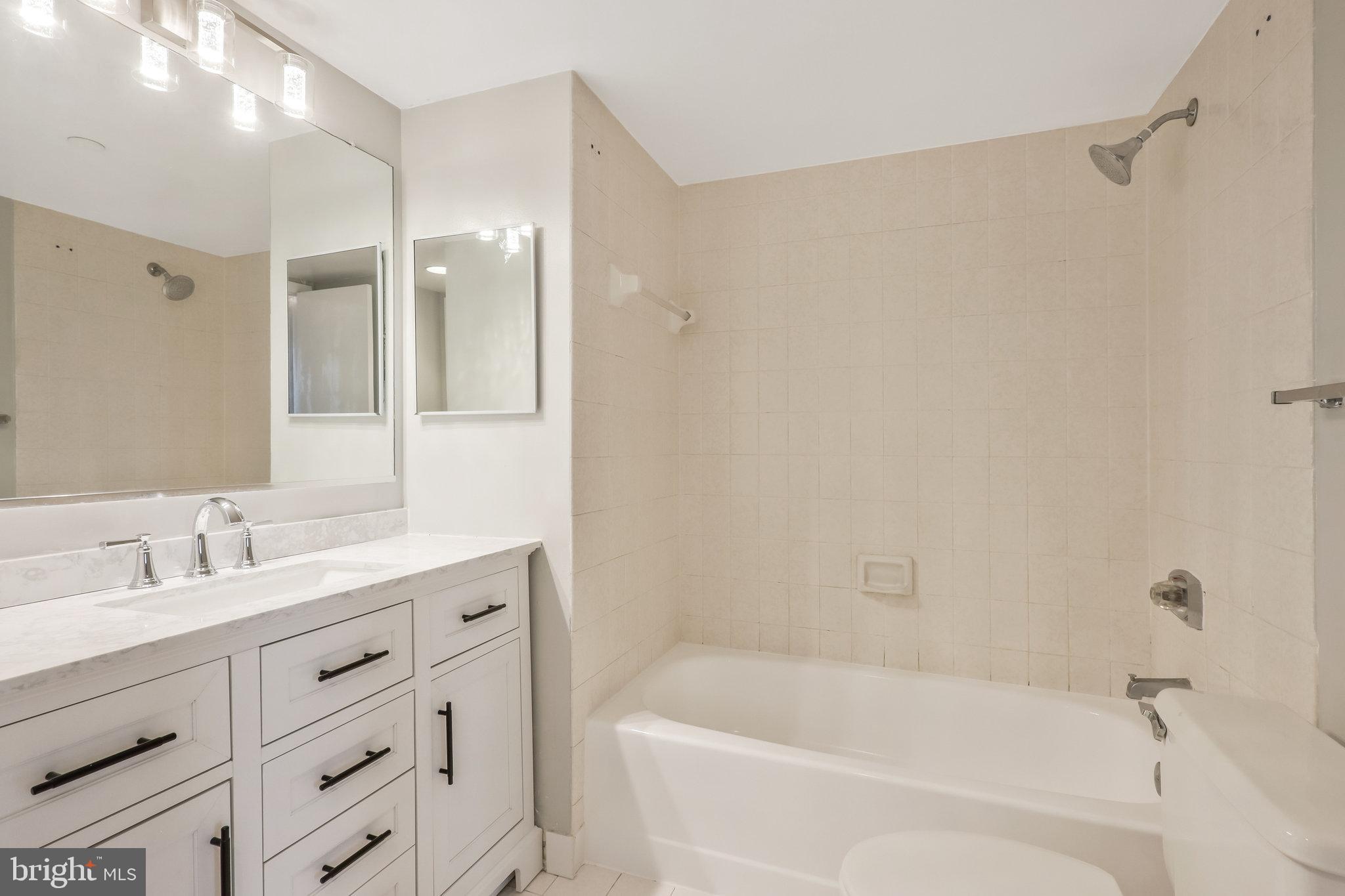 5505 SEMINARY ROAD Unit: 813N