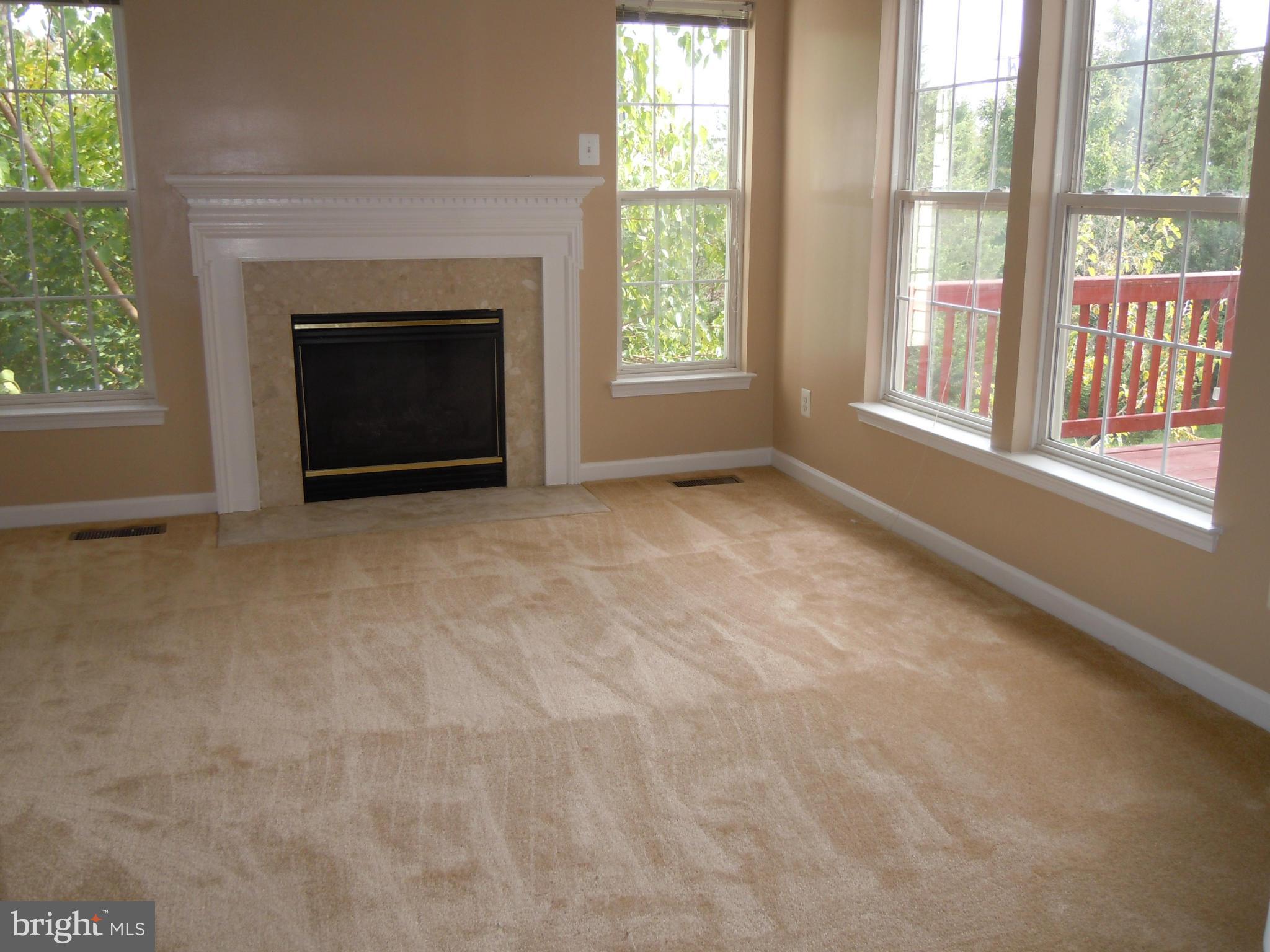 2527 BANSHIRE DRIVE