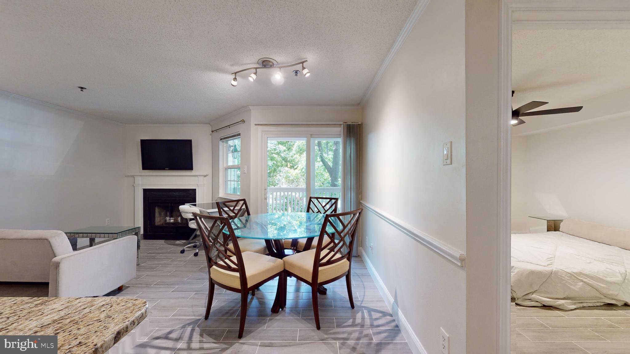 1524 LINCOLN WAY Unit: 322