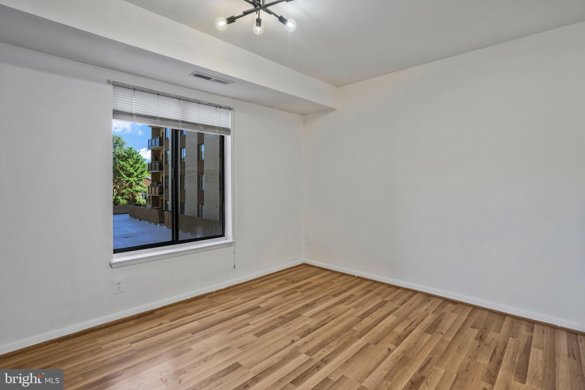 3100 S MANCHESTER STREET Unit: 317