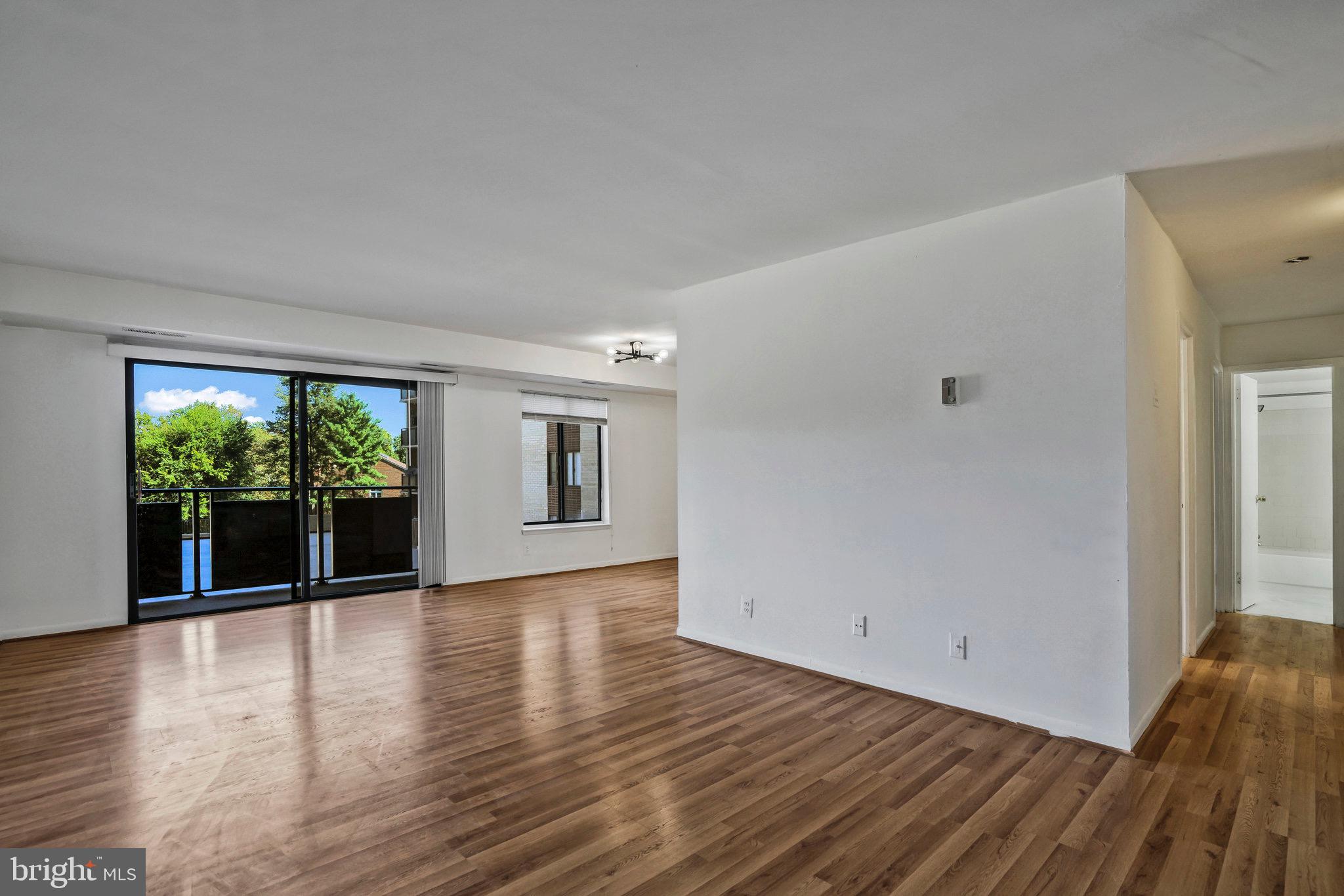 3100 S MANCHESTER STREET Unit: 317