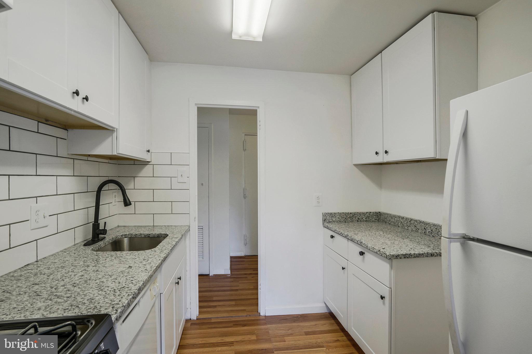 3100 S MANCHESTER STREET Unit: 317