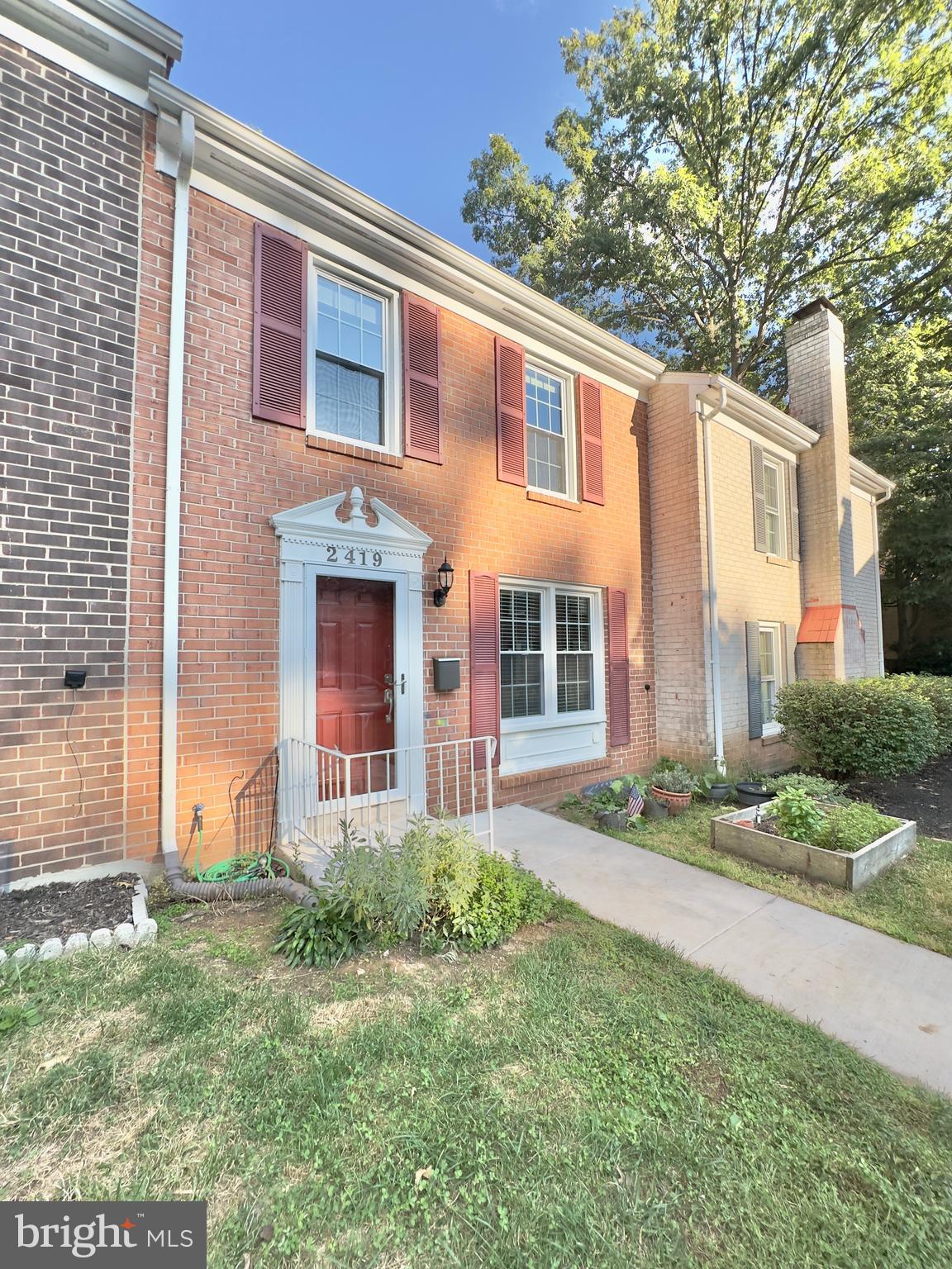 2419 ANSDEL COURT