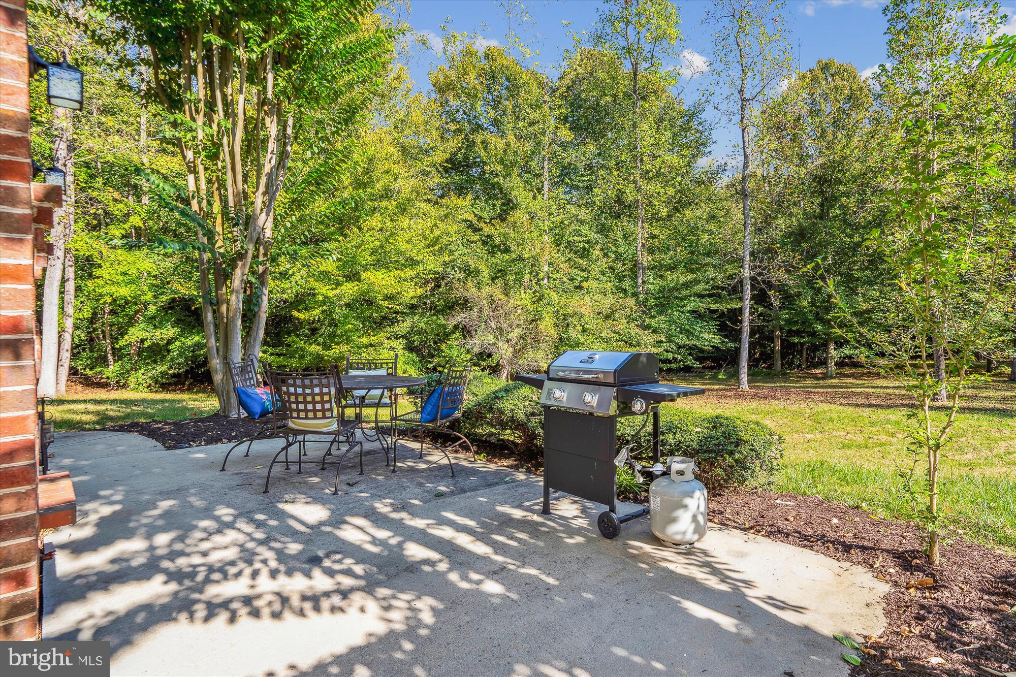 5671 NOMES COURT