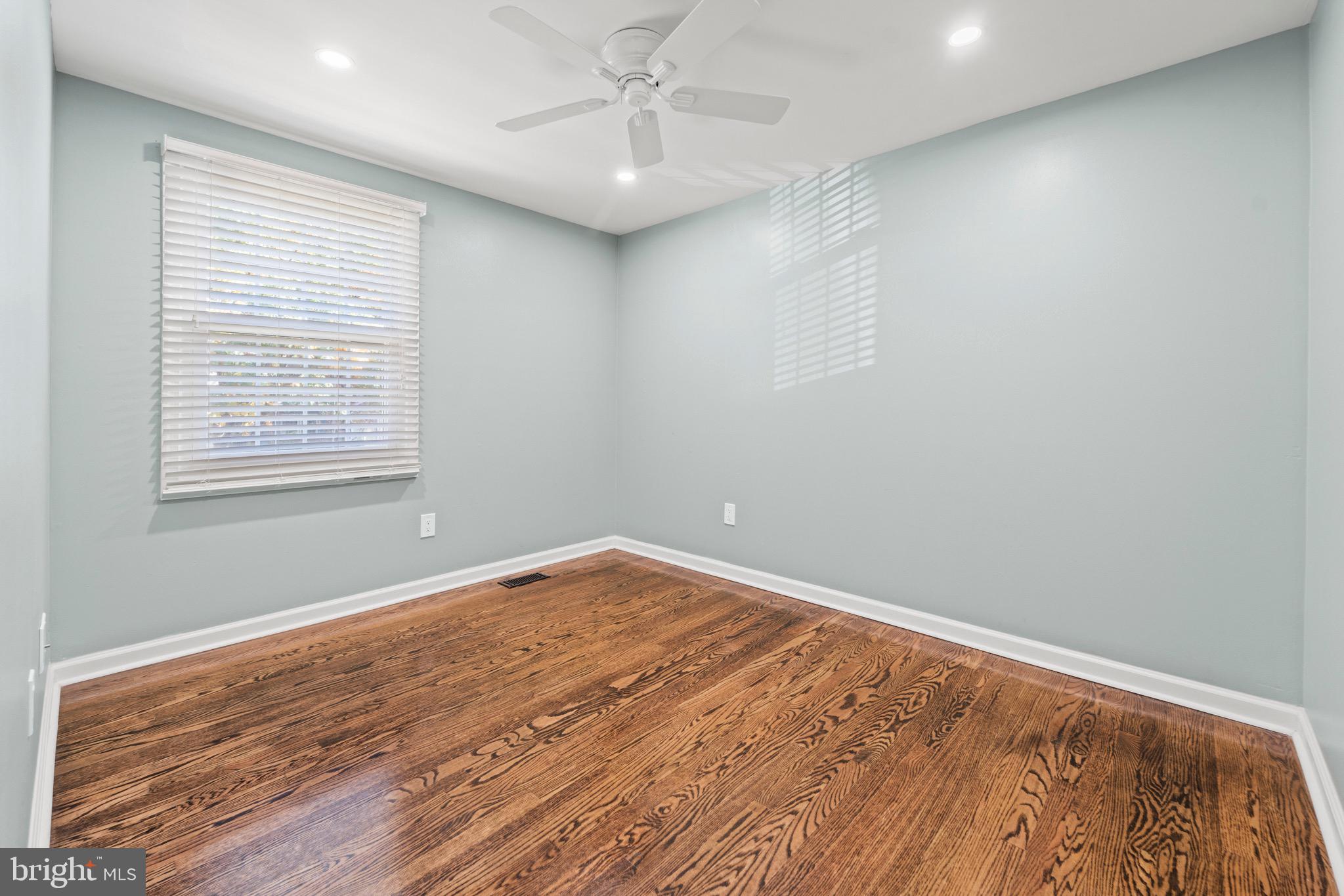 2850 GREAT OAK COURT