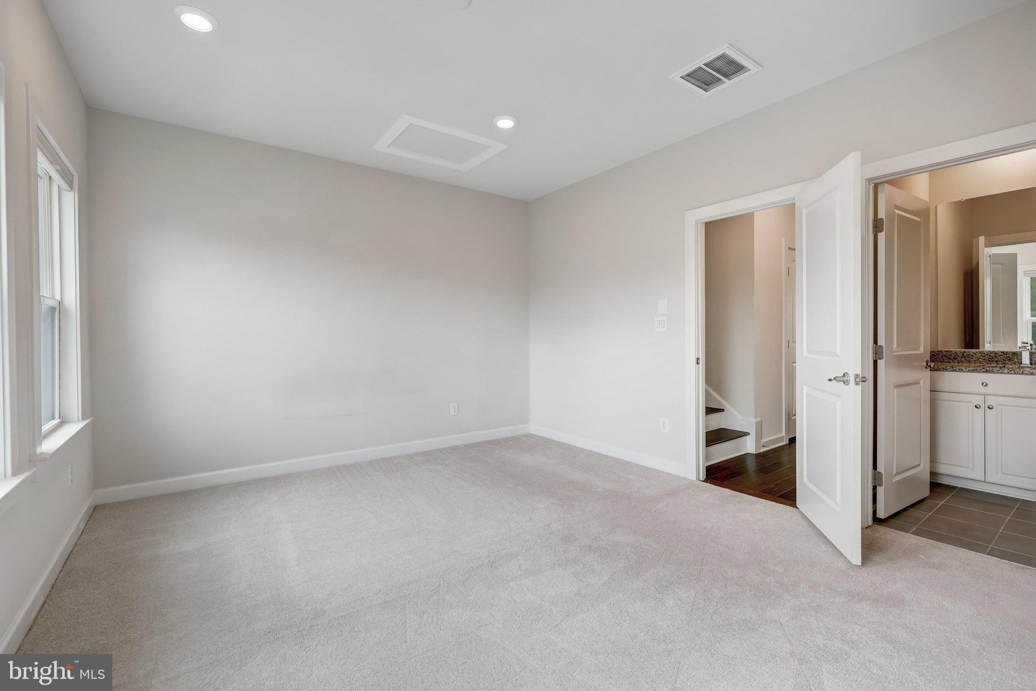 13202 Woodland Park ROAD