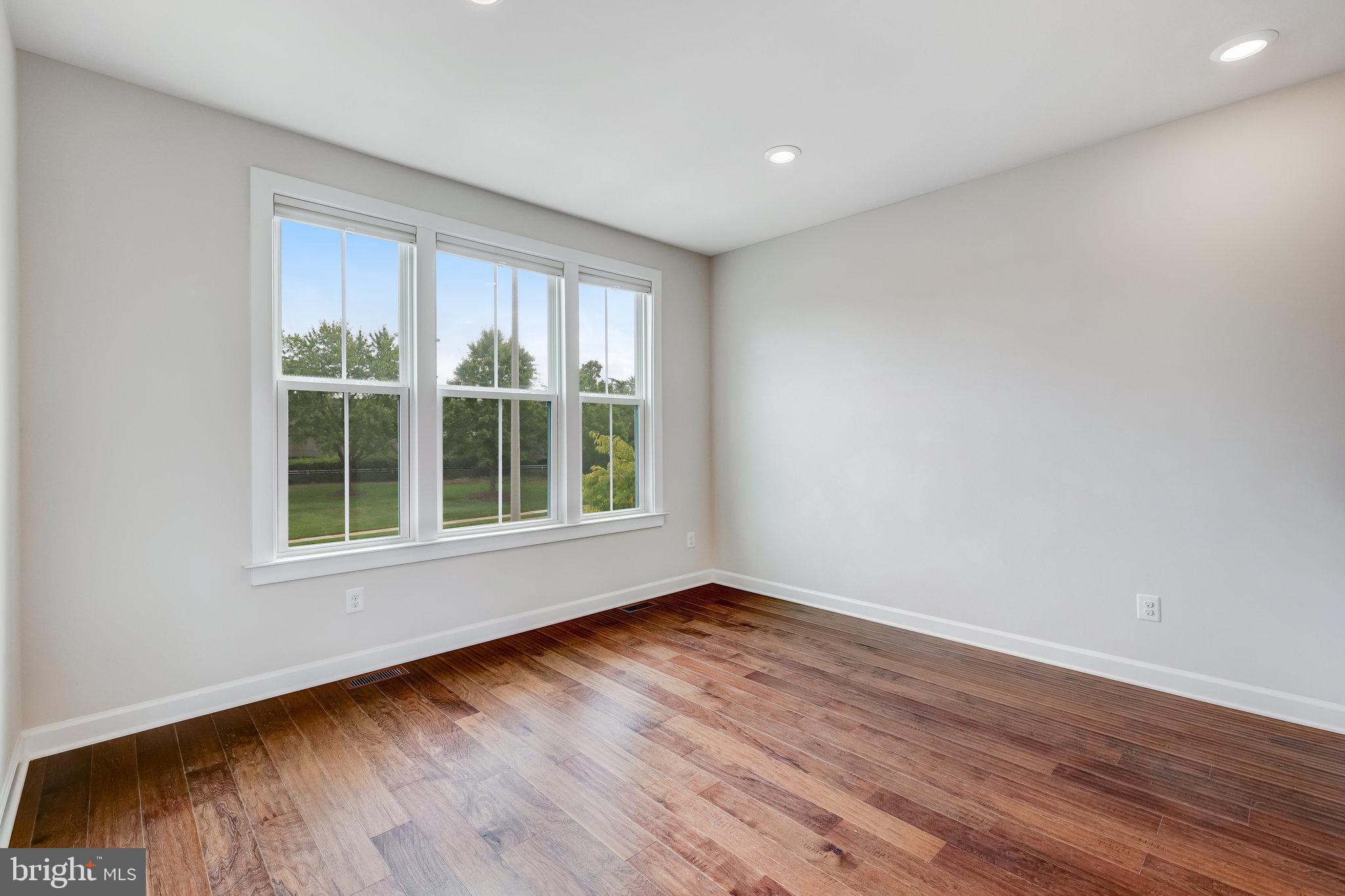 13202 Woodland Park ROAD