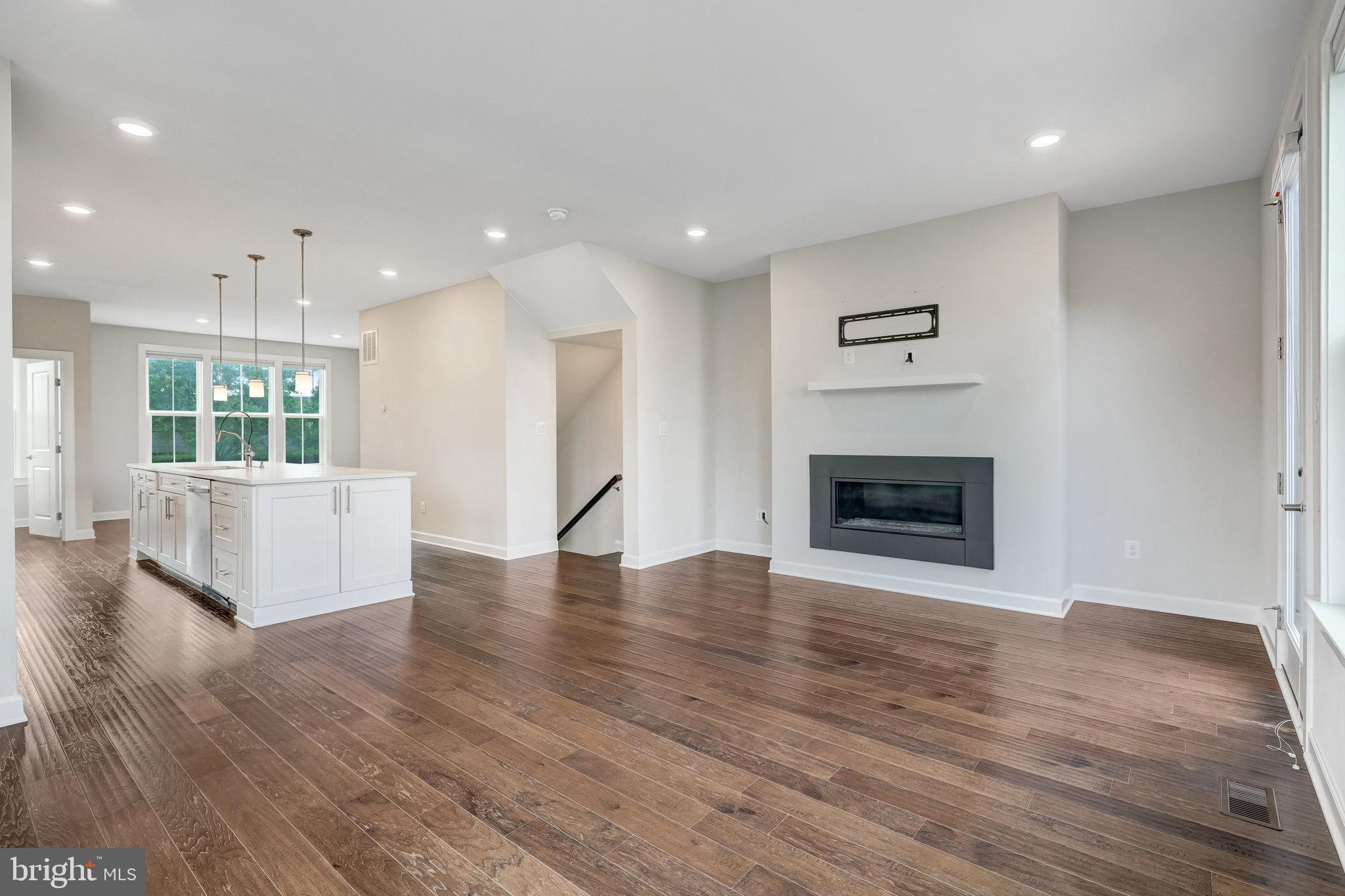13202 Woodland Park ROAD