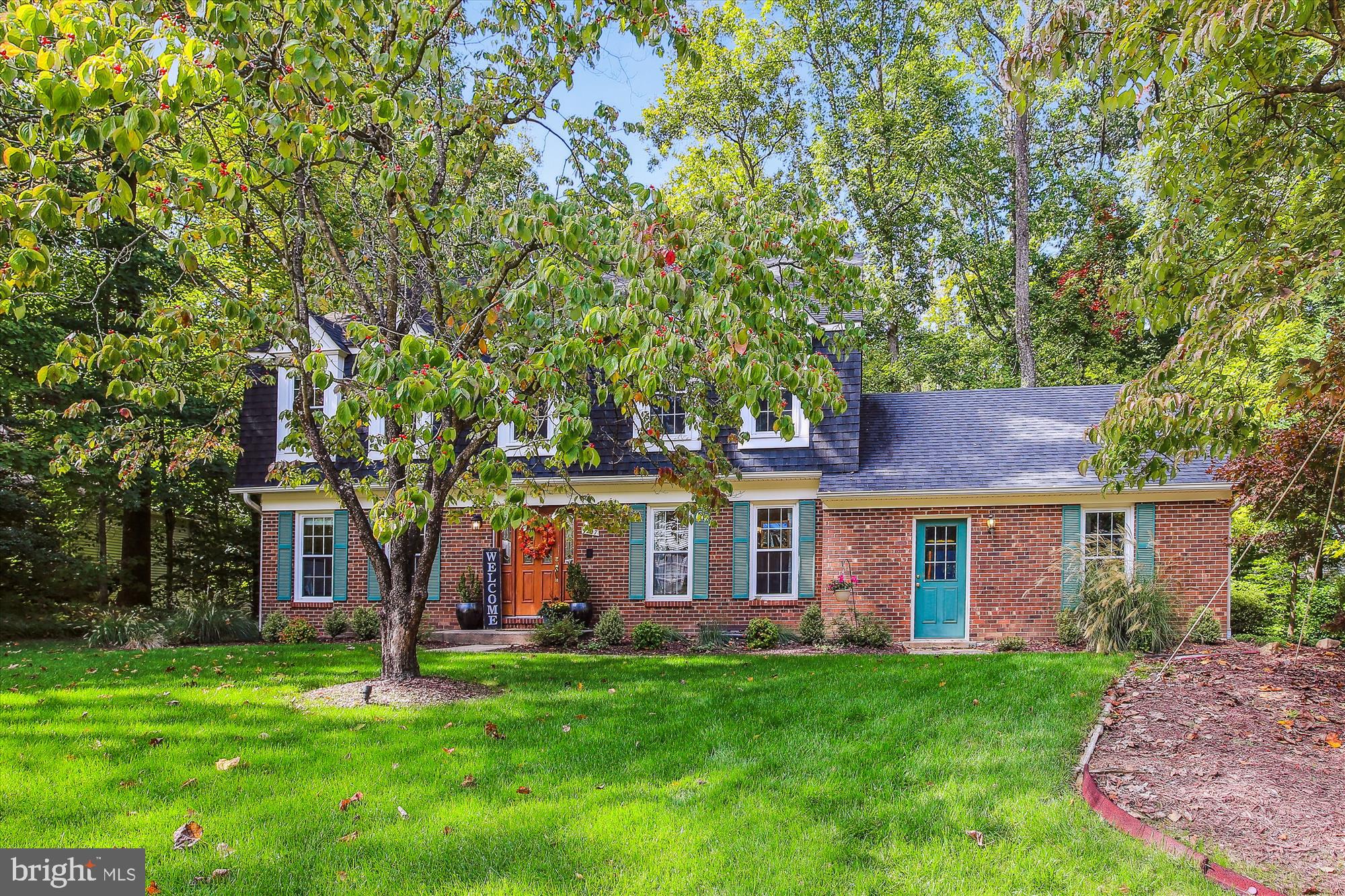 9207 MacSwain PLACE