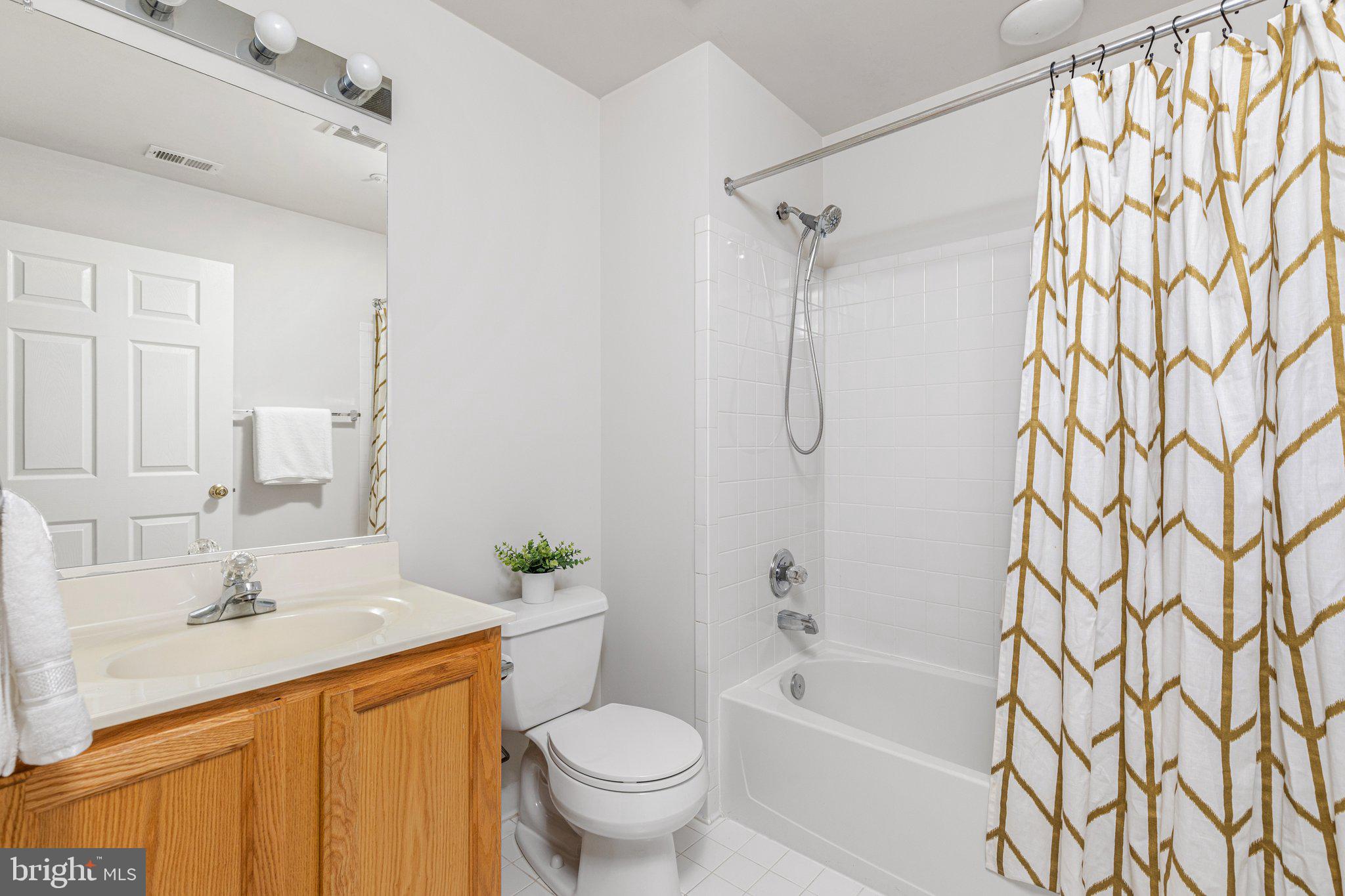 7701 Haynes Point WAY Unit: 1907