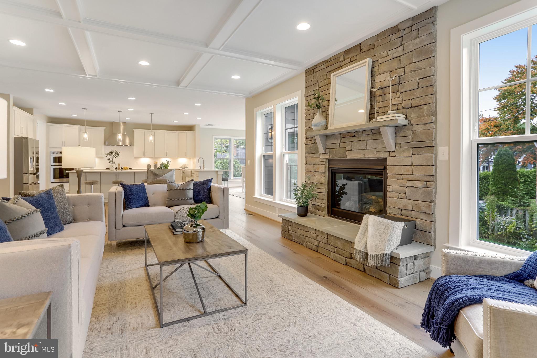 4001 Lee PLACE