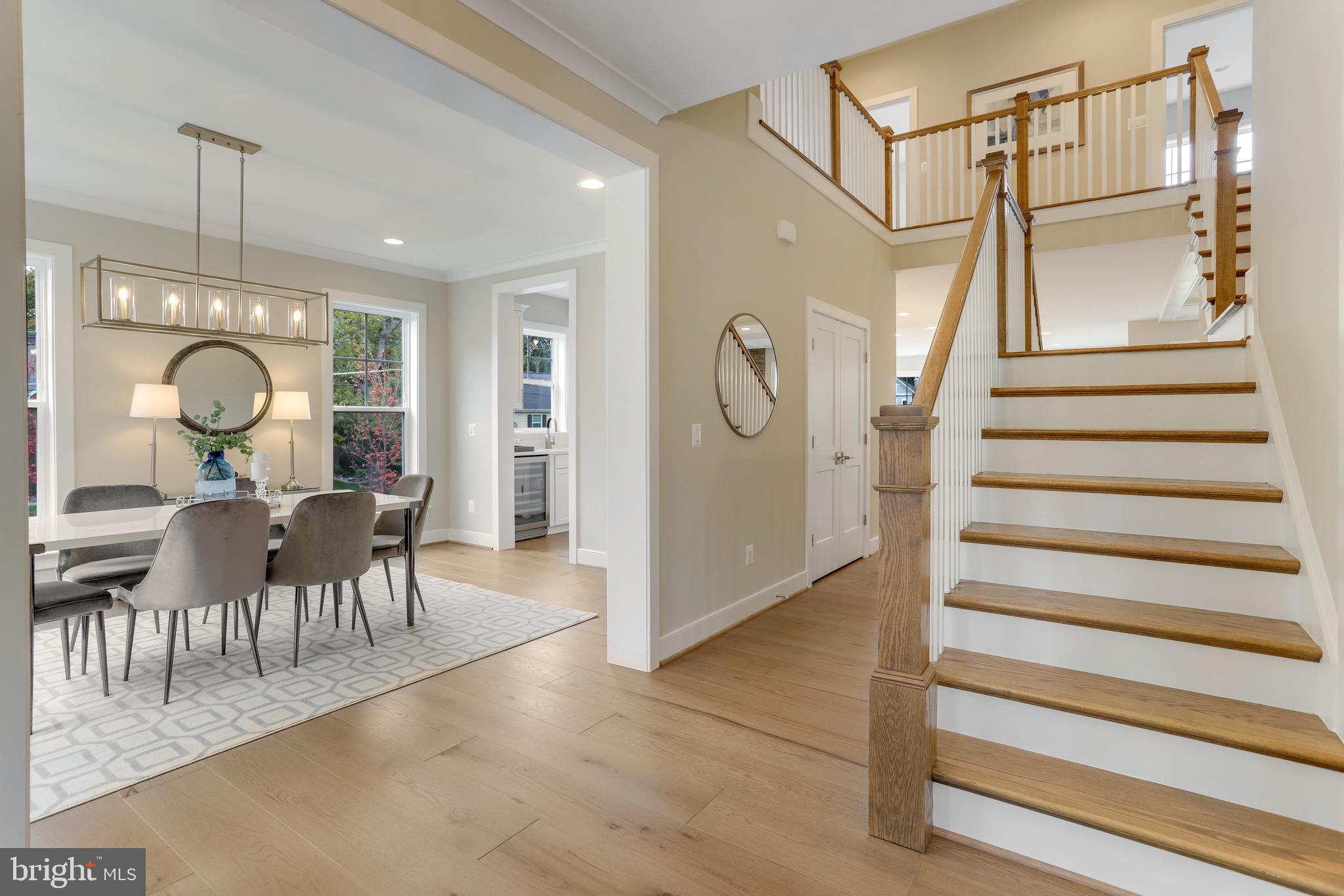 4001 Lee PLACE