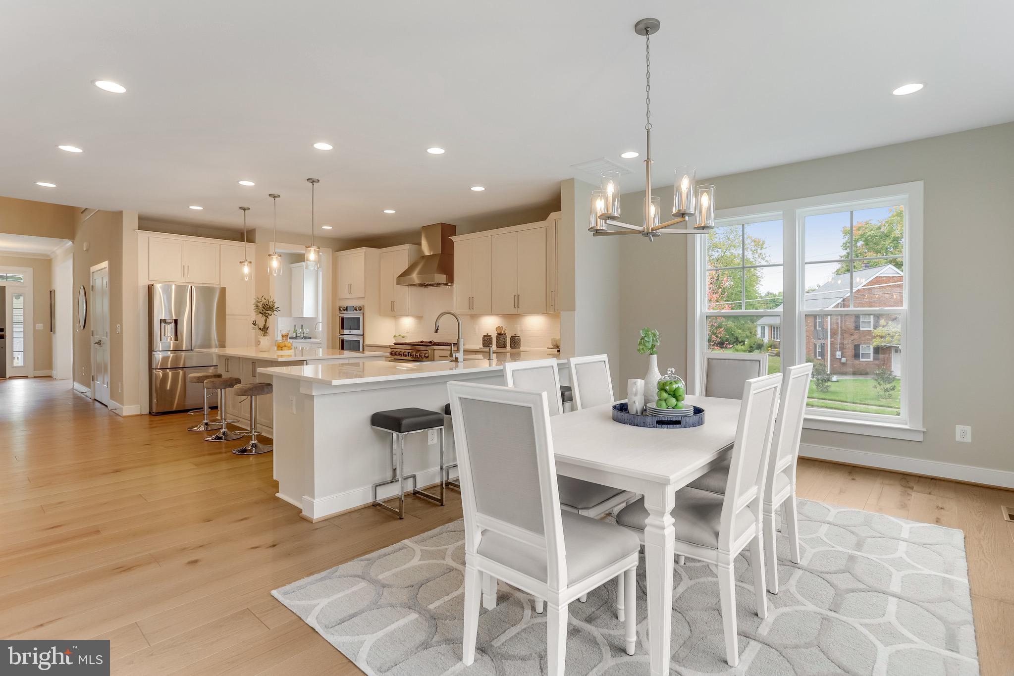 4001 Lee PLACE