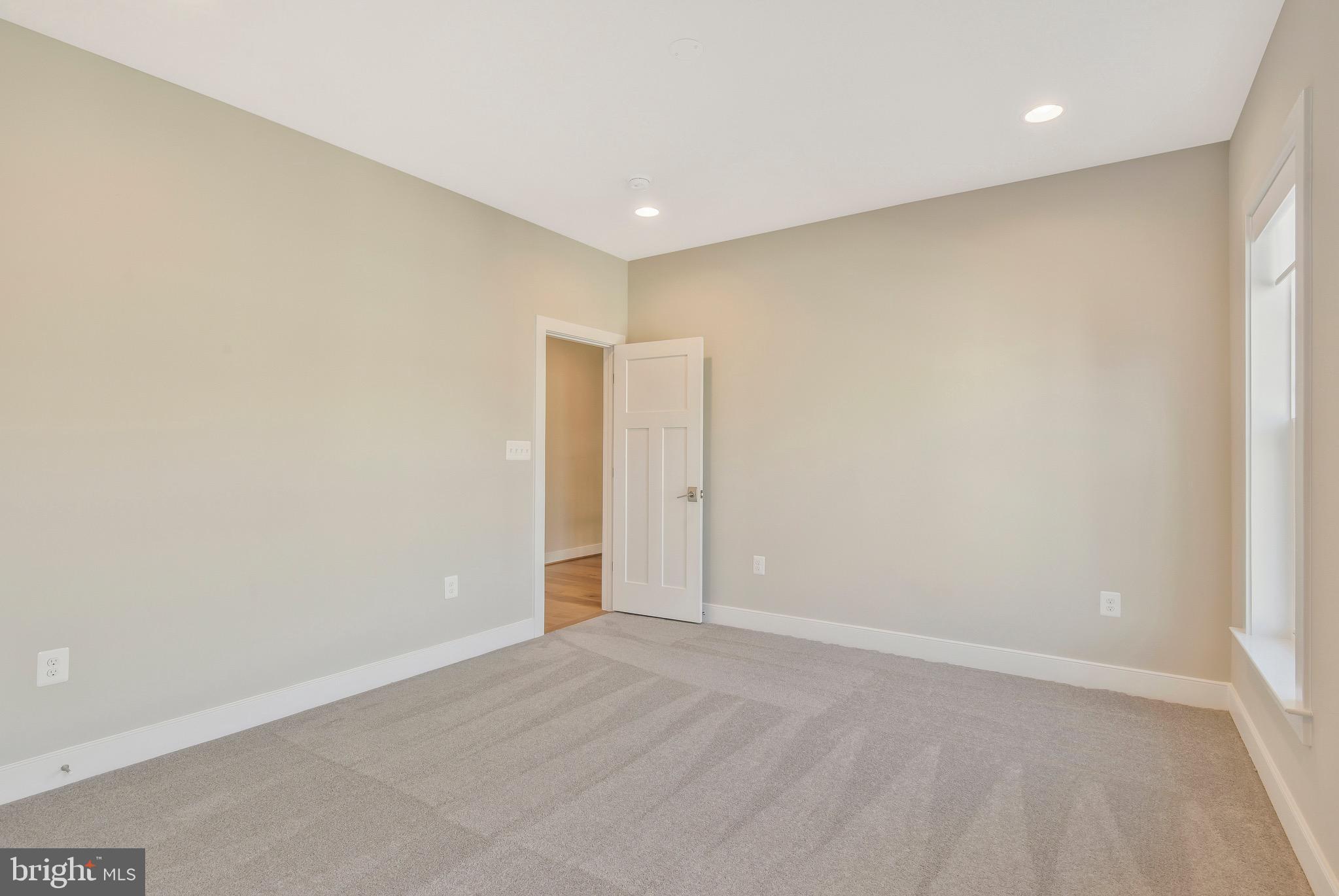 8517 Little River TURNPIKE