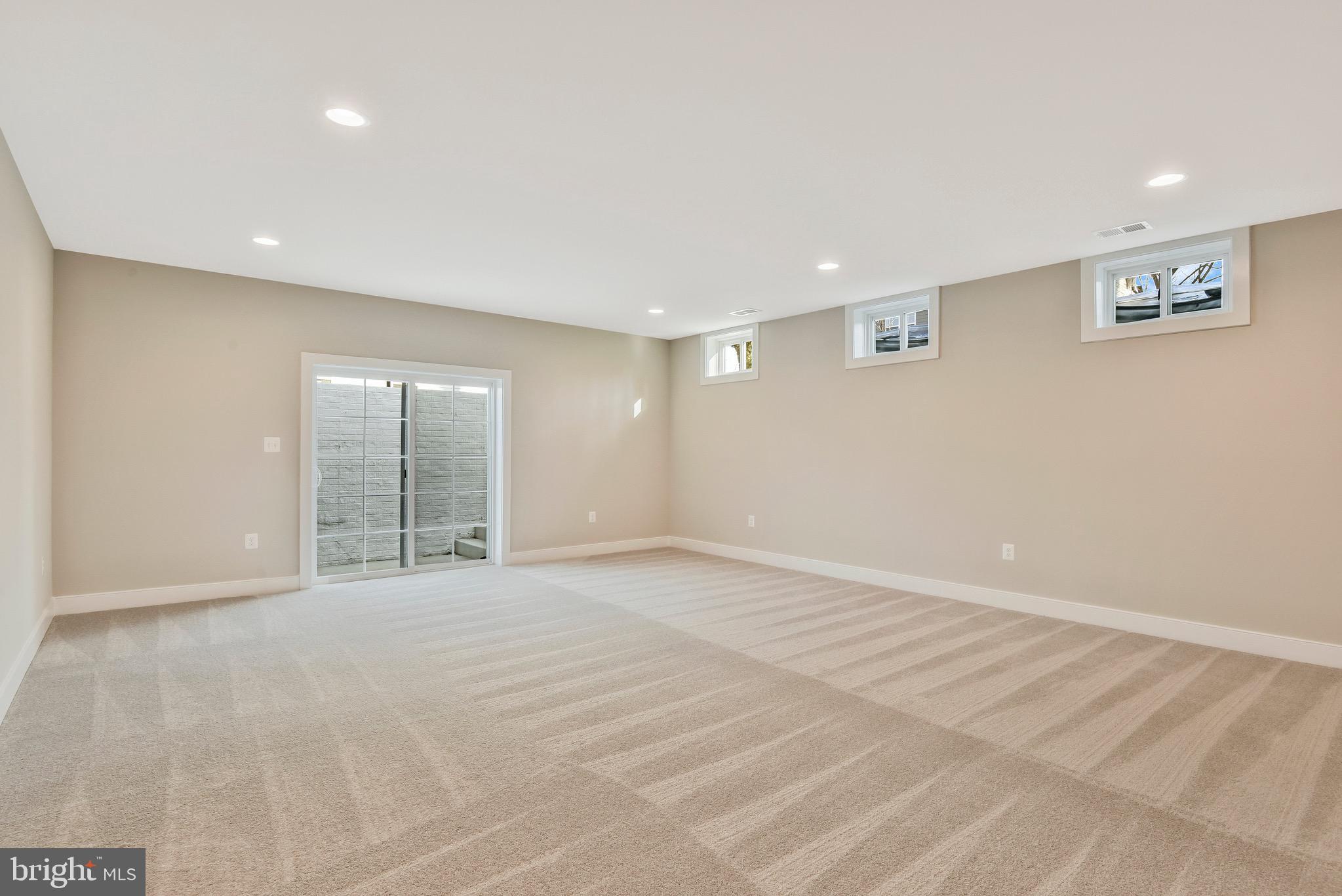 8517 Little River TURNPIKE