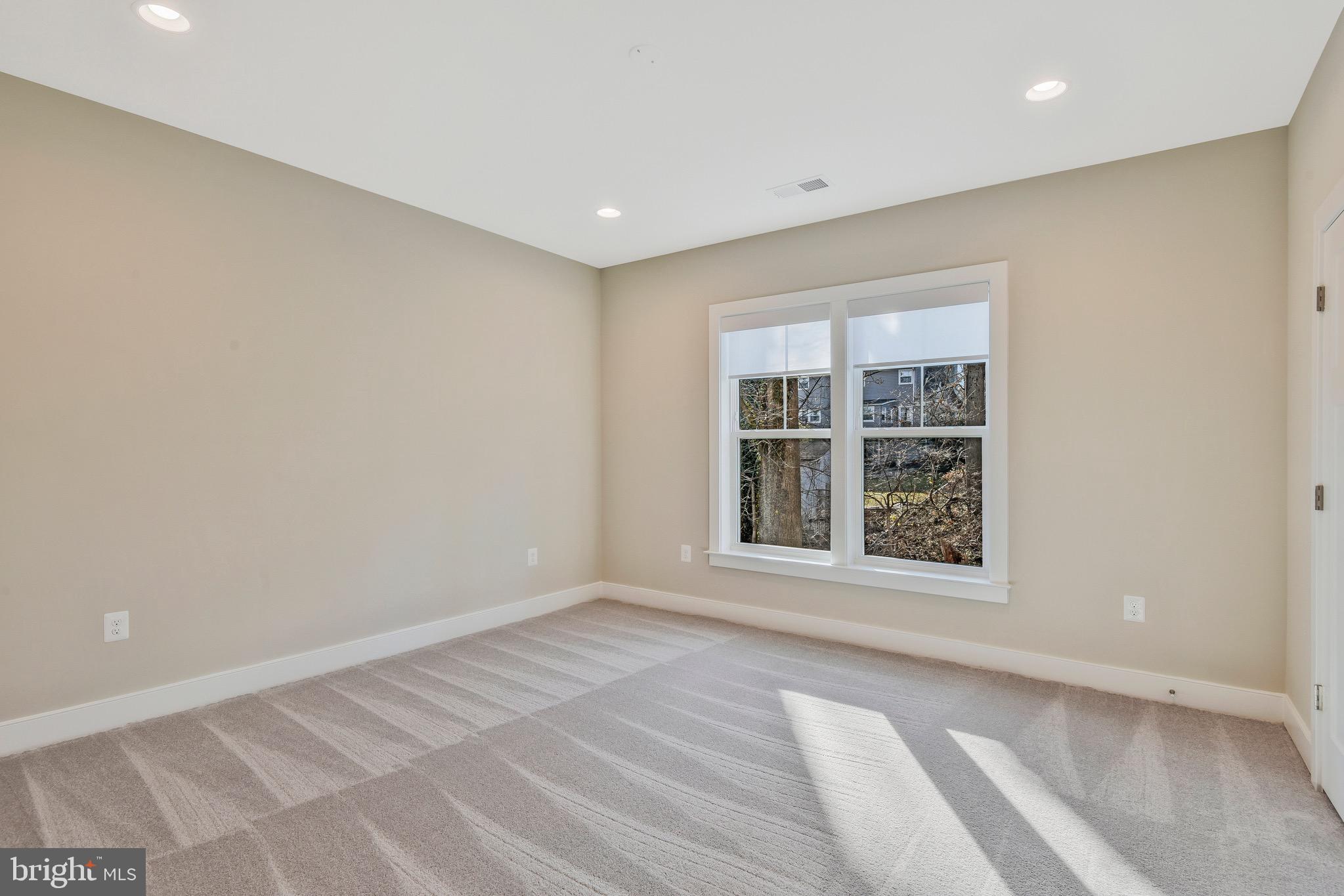 8517 Little River TURNPIKE