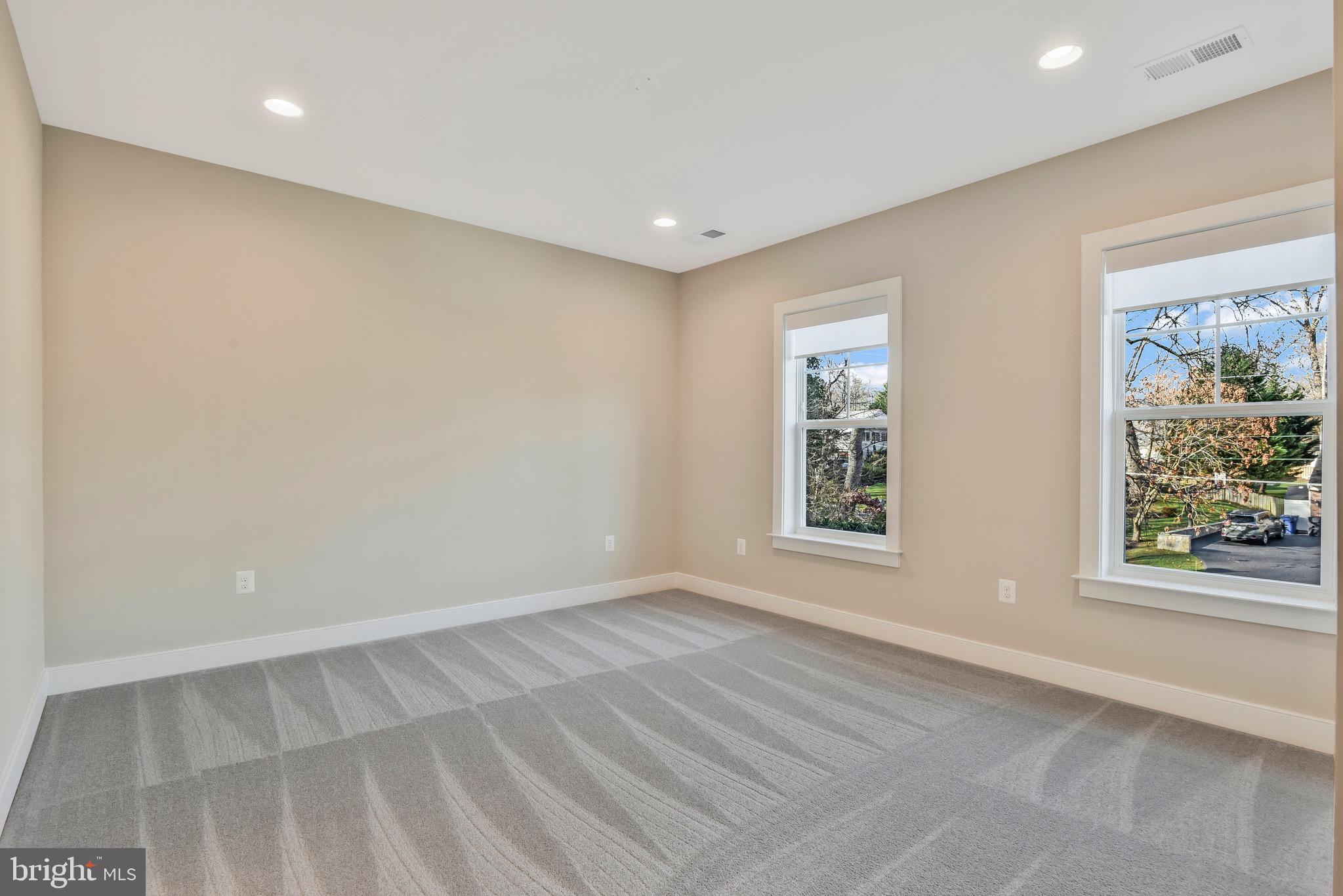 8517 Little River TURNPIKE
