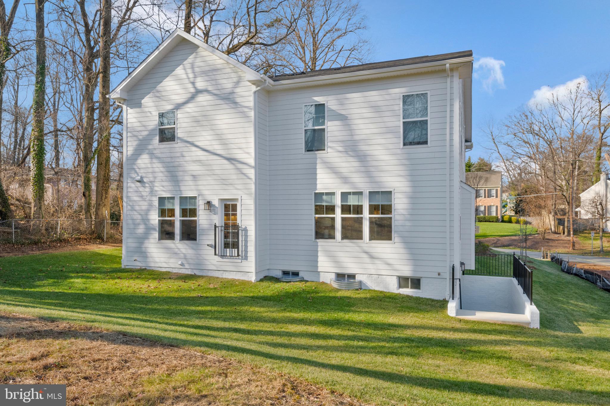8517 Little River TURNPIKE