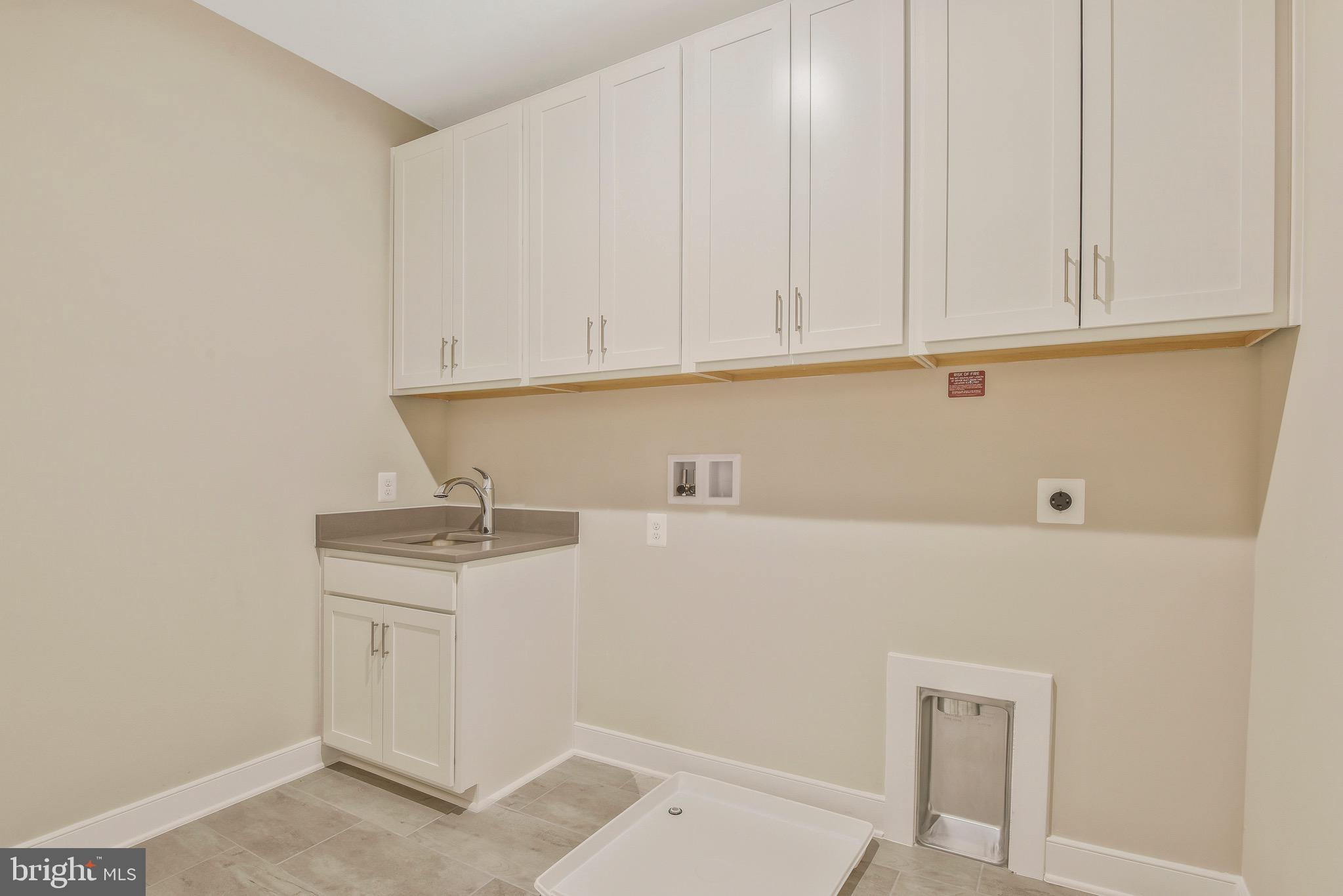 8517 Little River TURNPIKE