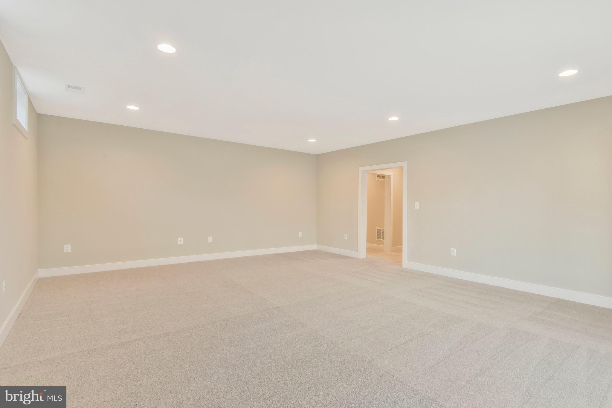 8517 Little River TURNPIKE