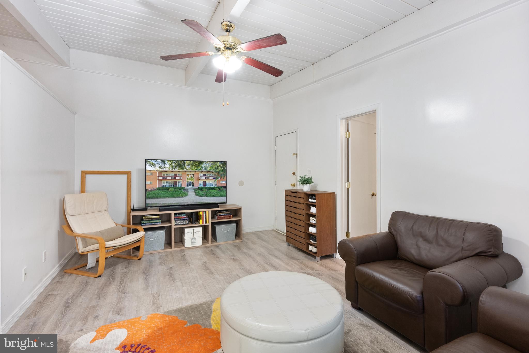 4235 Americana DRIVE Unit: 203