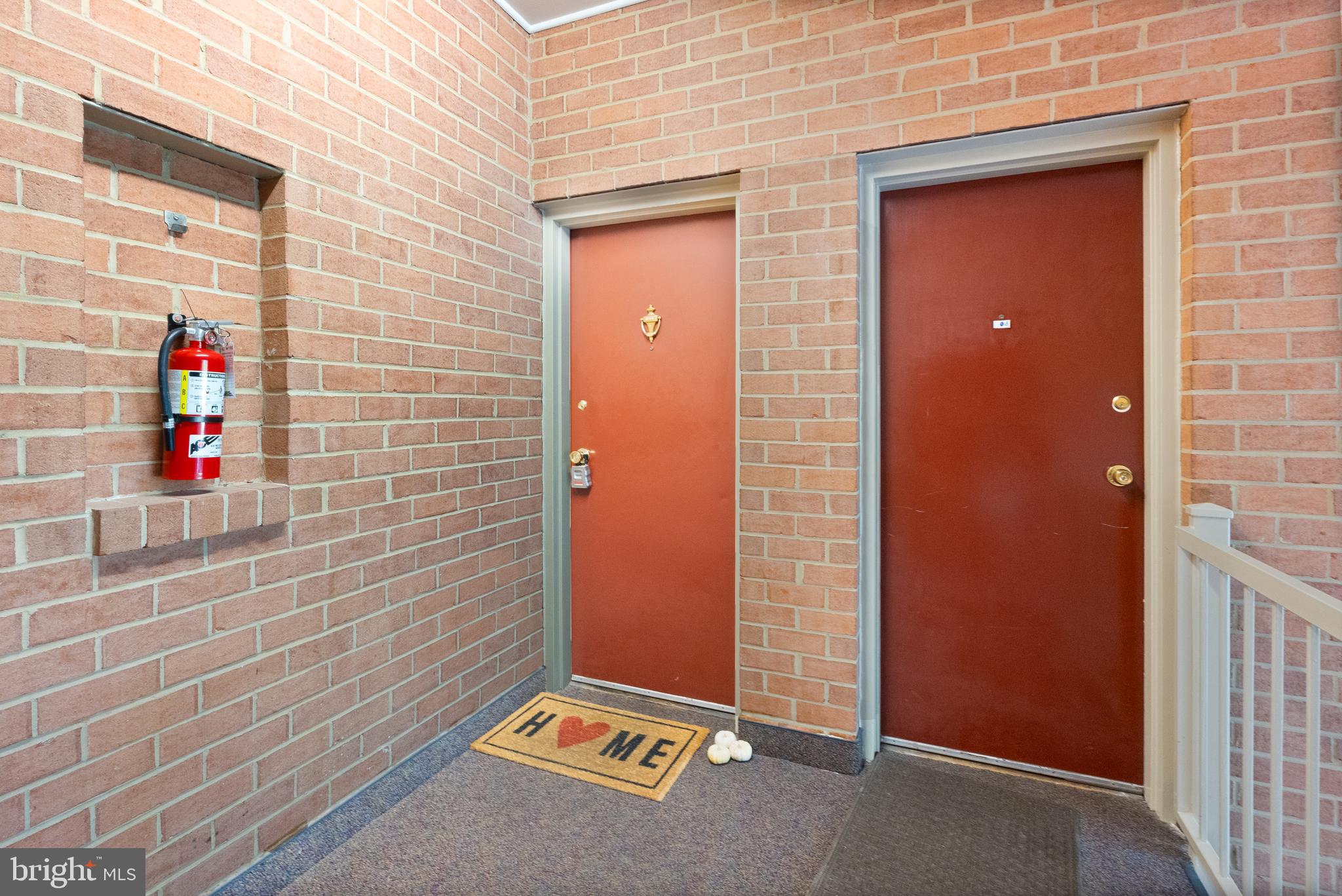 4235 Americana DRIVE Unit: 203