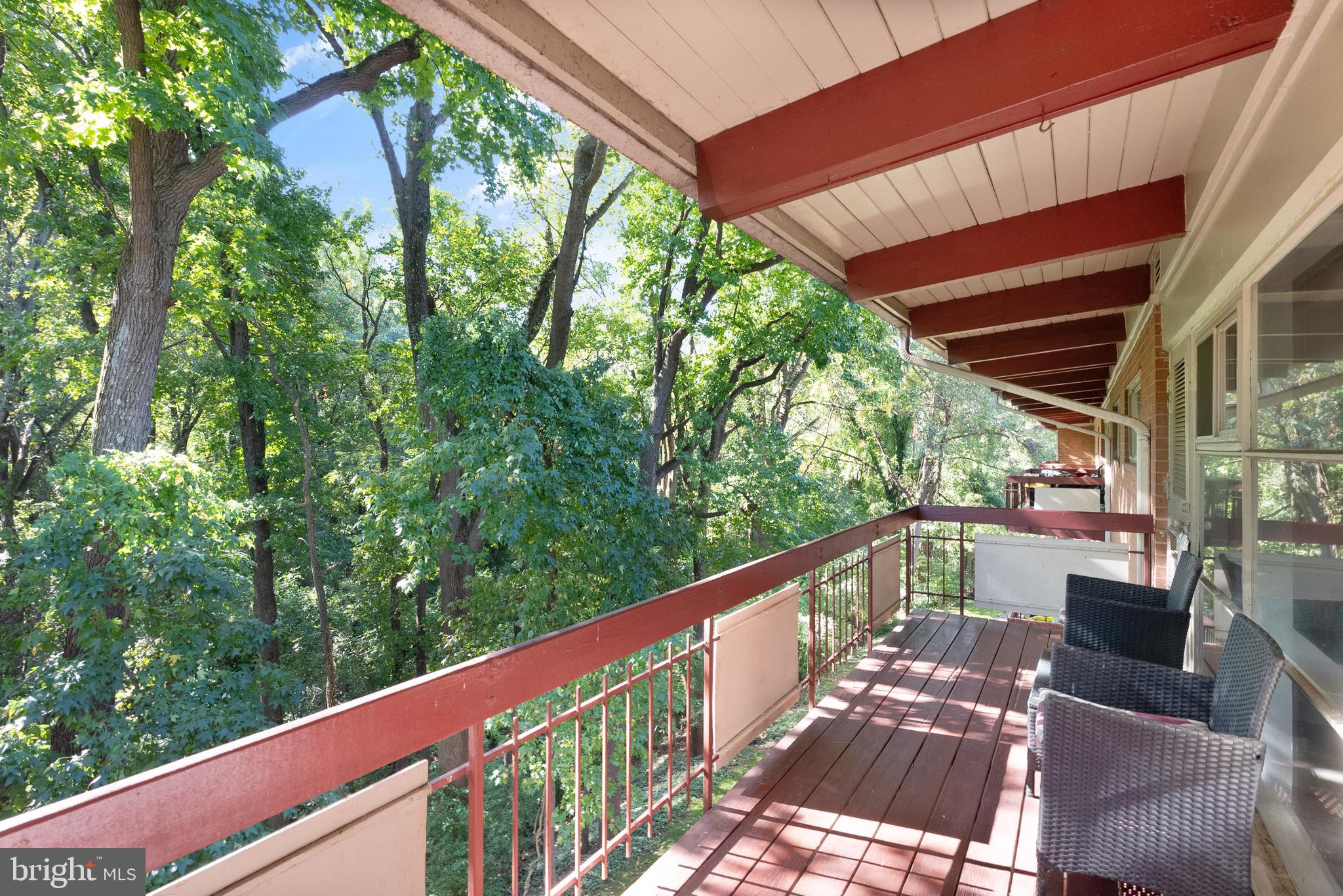 4235 Americana DRIVE Unit: 203