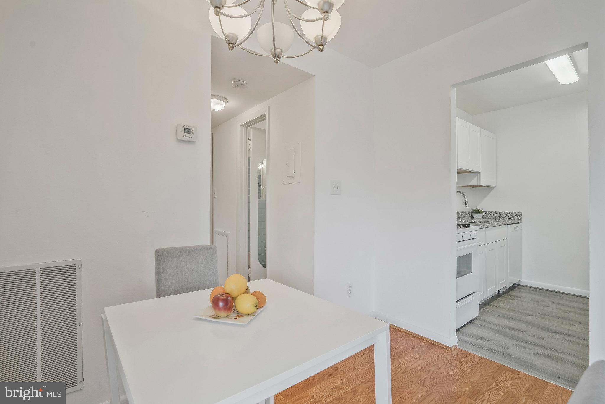 2754 Hollywood ROAD Unit: 301