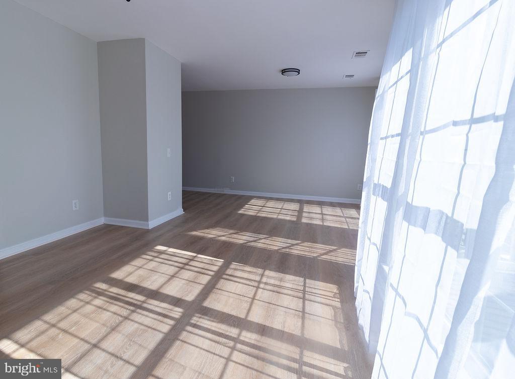 8234 Catbird CIRCLE Unit: 301