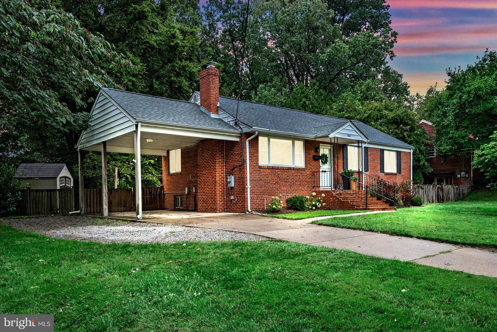 7010 Murray LANE