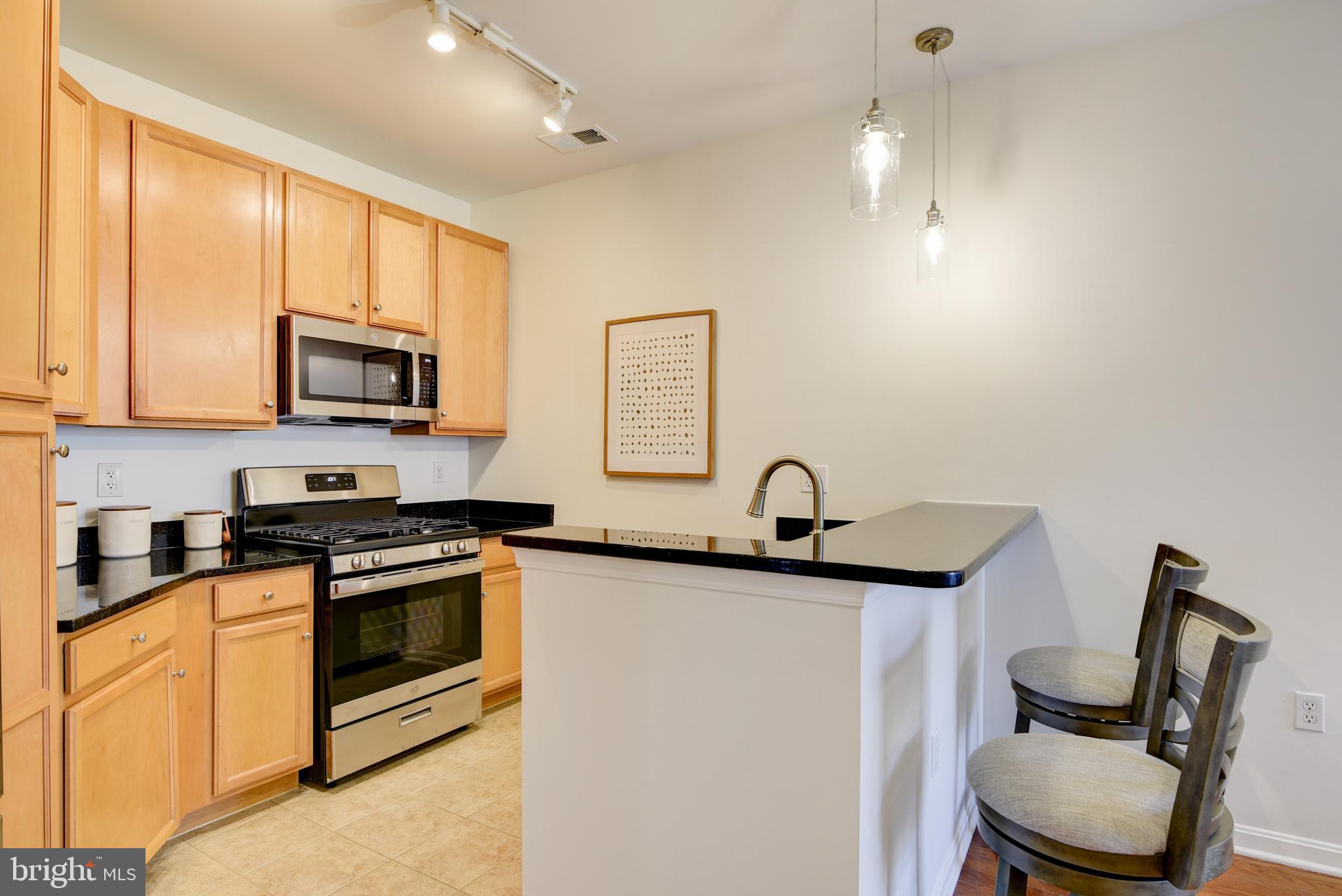2665 Prosperity AVENUE Unit: 332