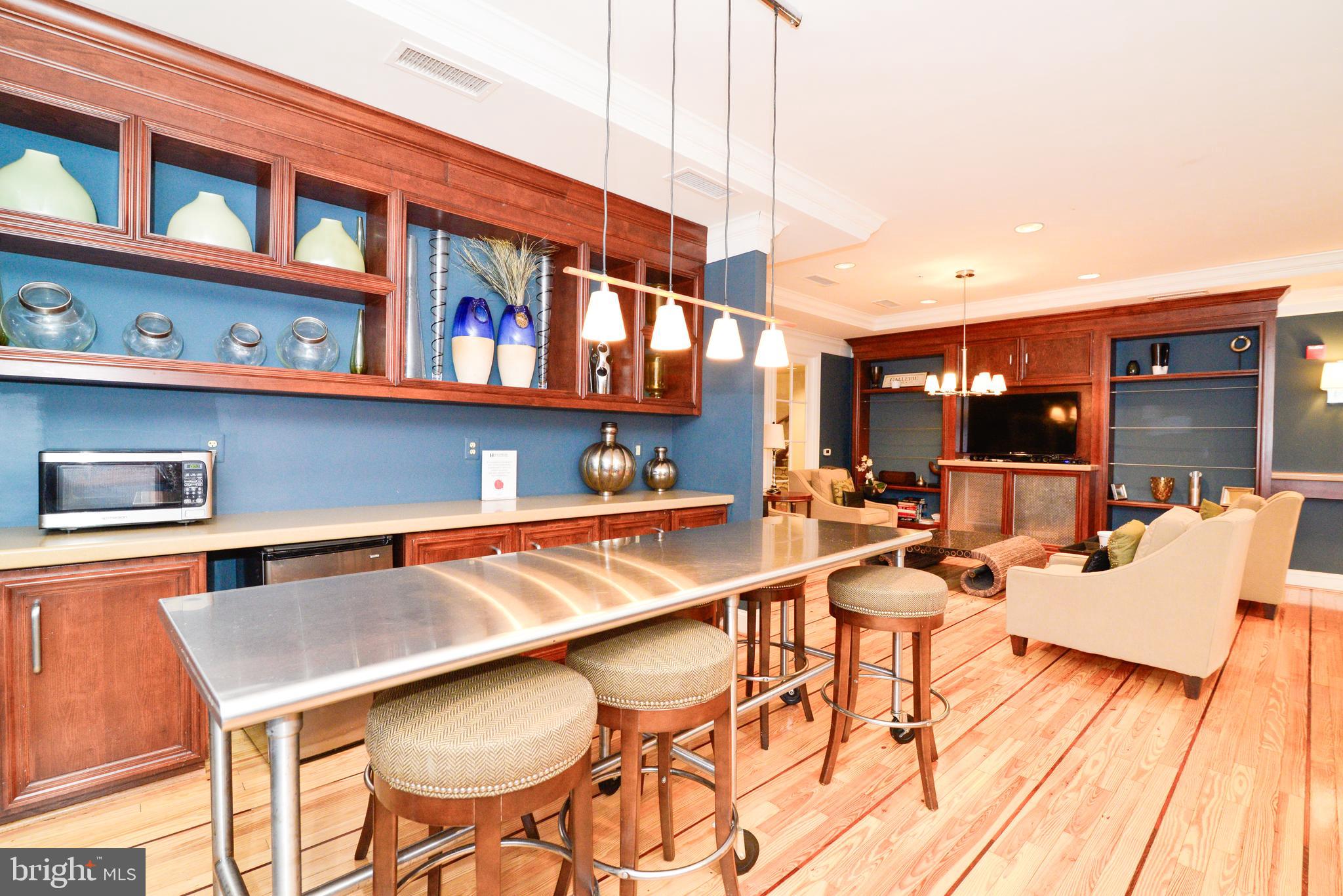 2665 Prosperity AVENUE Unit: 332