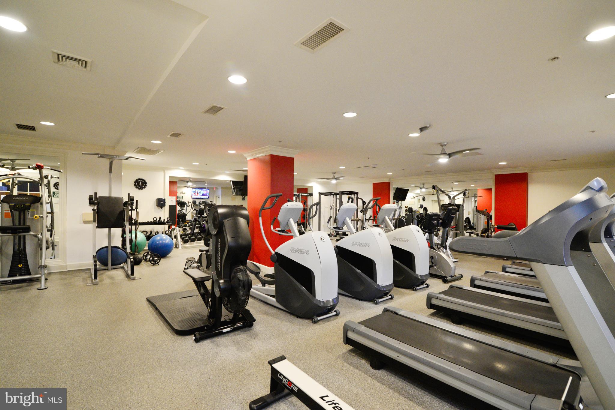 2665 Prosperity AVENUE Unit: 332
