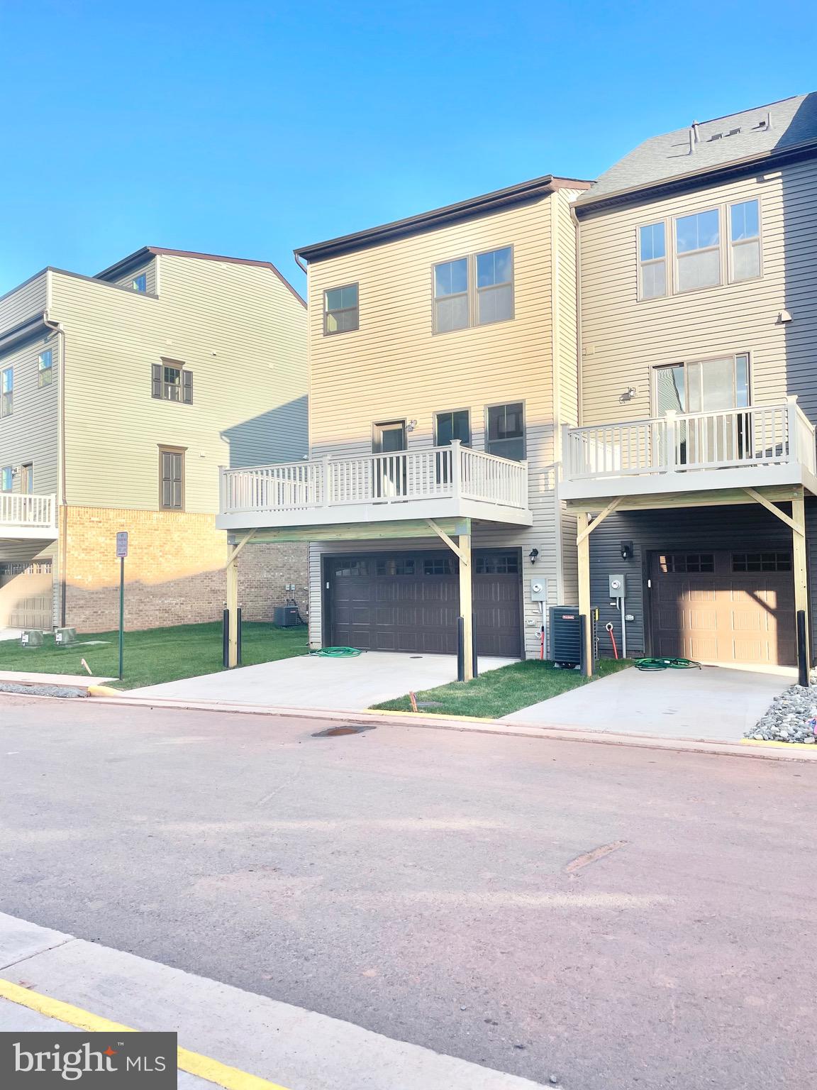 14048 Sunrise Valley DRIVE